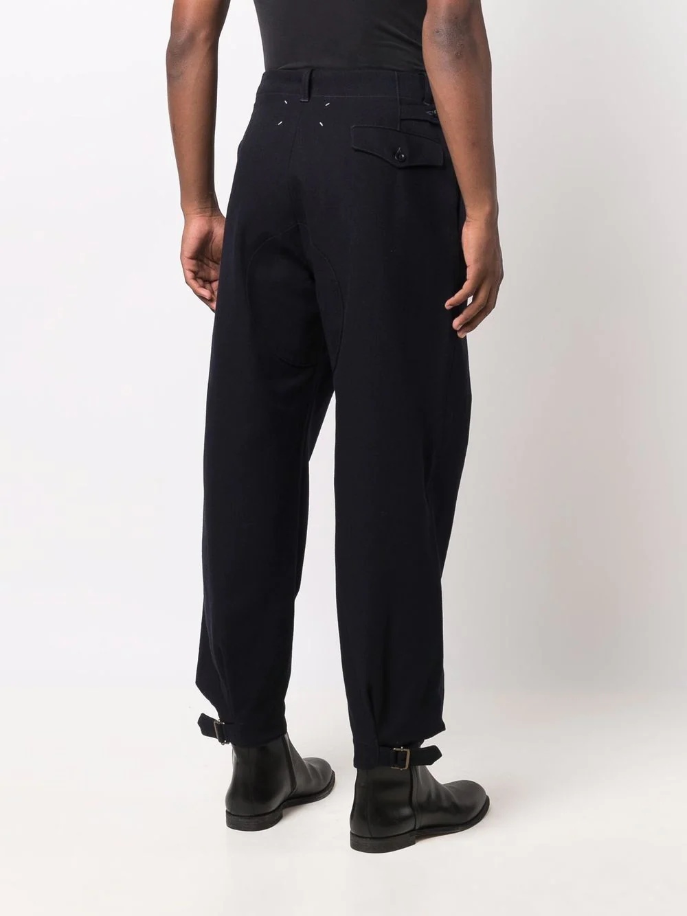 belted-ankles loose-fit trousers - 4