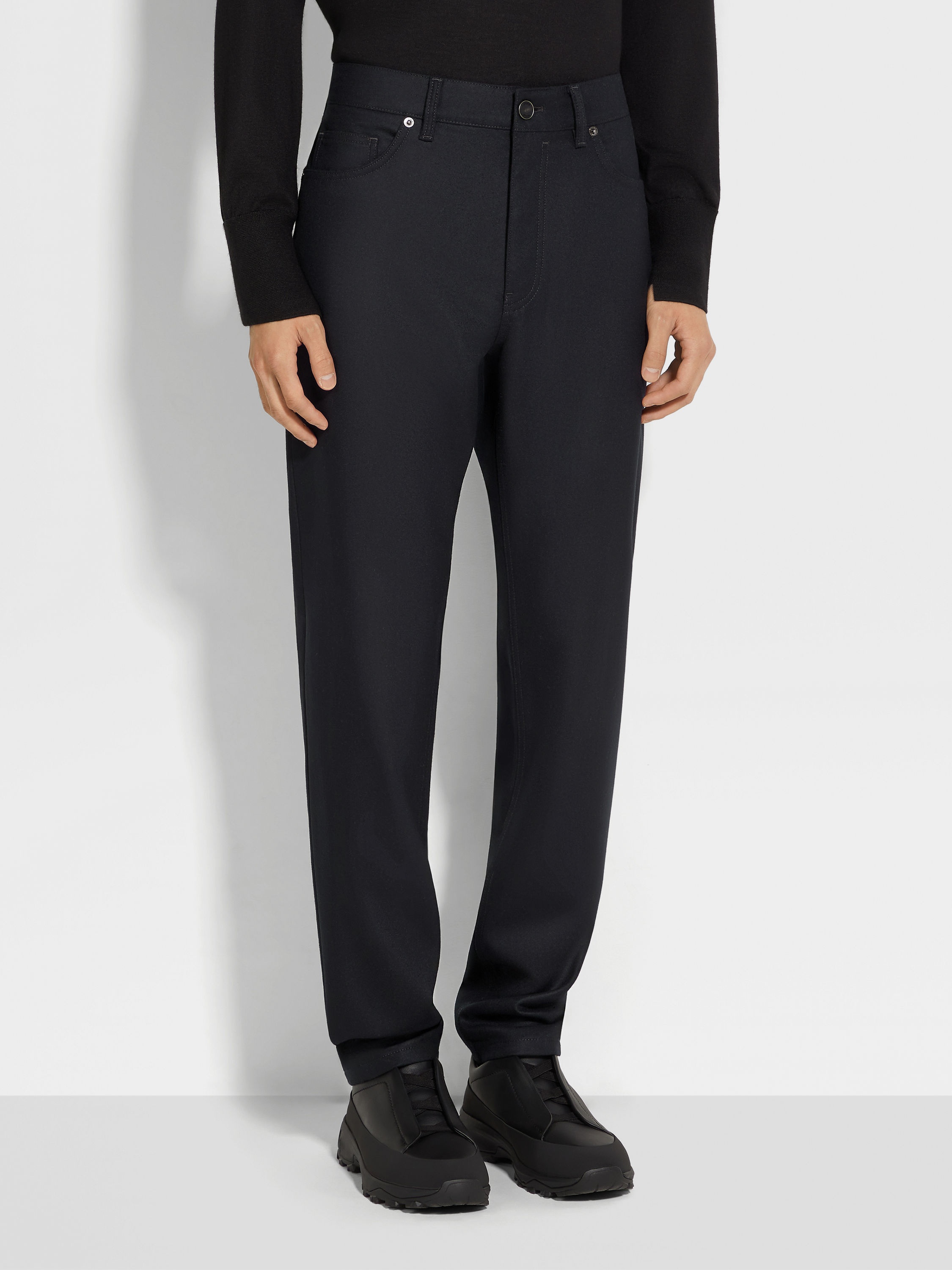 BLACK WOOL AND CASHMERE ROCCIA PANTS - 5