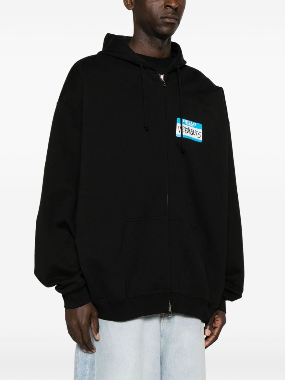 Name-tag print zip-up hoodie - 4