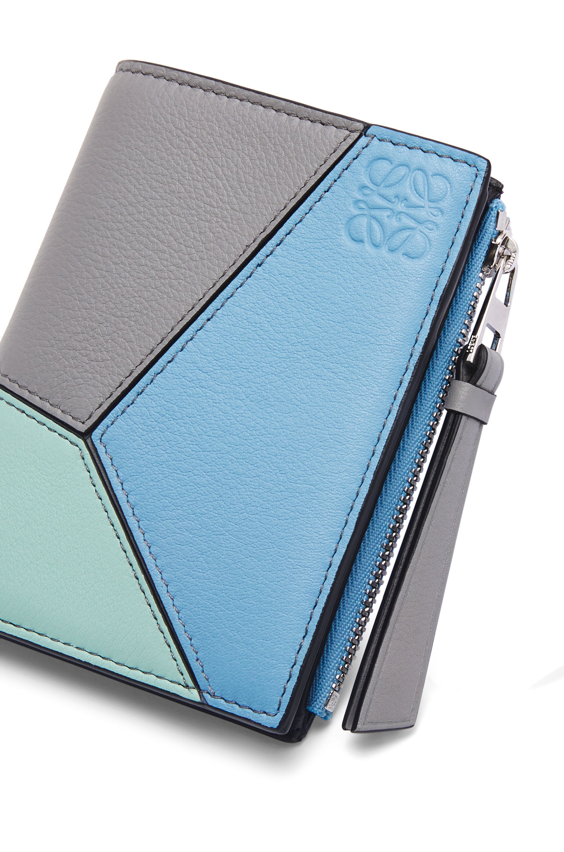 Puzzle compact wallet in classic calfskin - 5