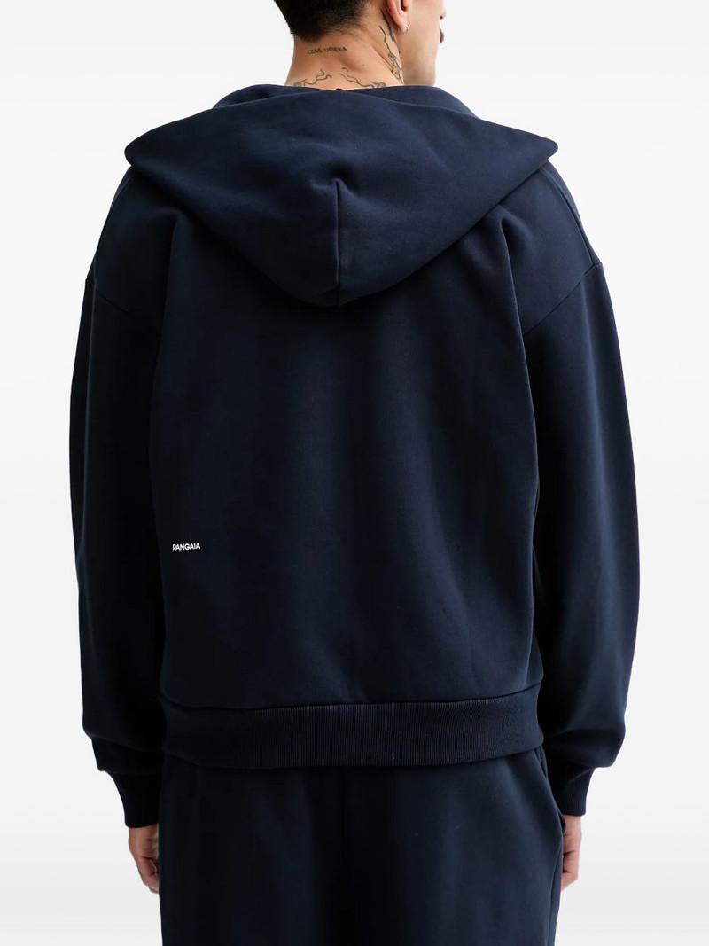 zip-up hoodie 3