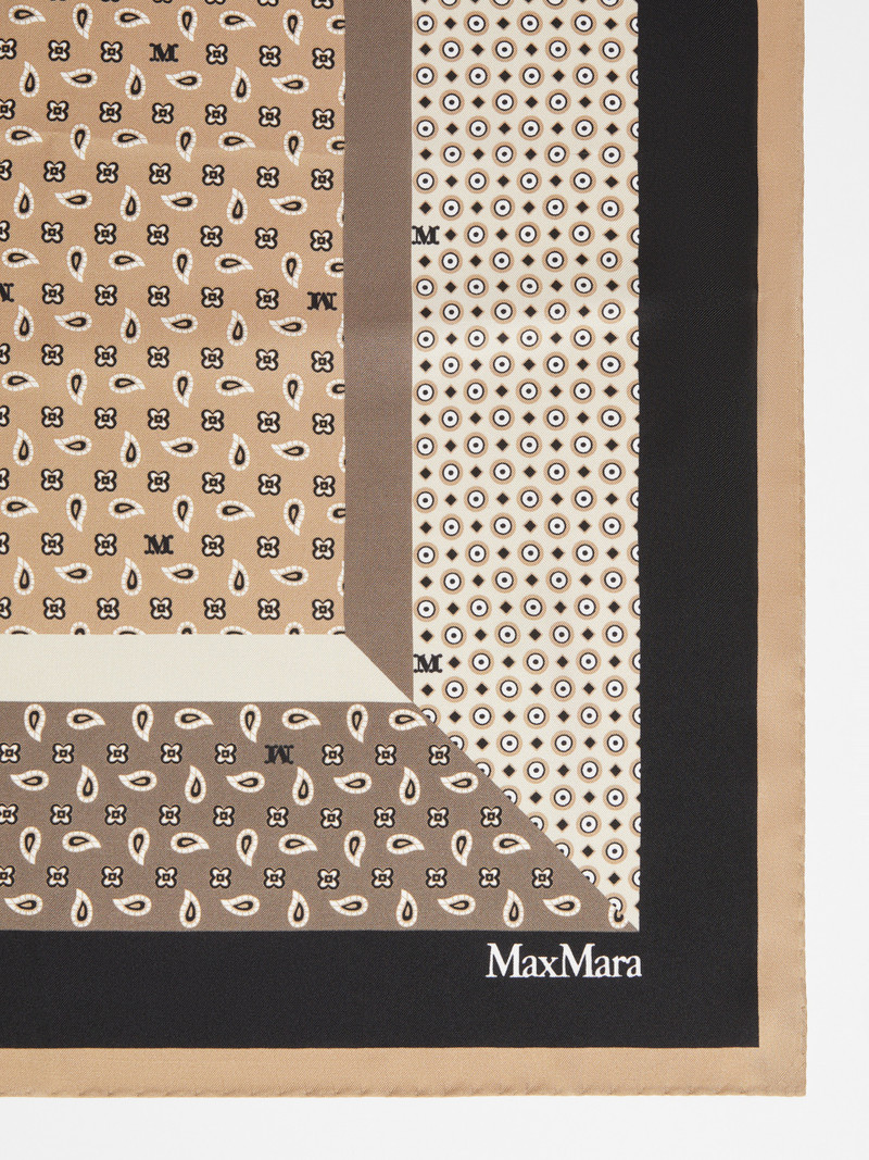 Max Mara MXACARRE90W1 Printed silk oversized scarf outlook