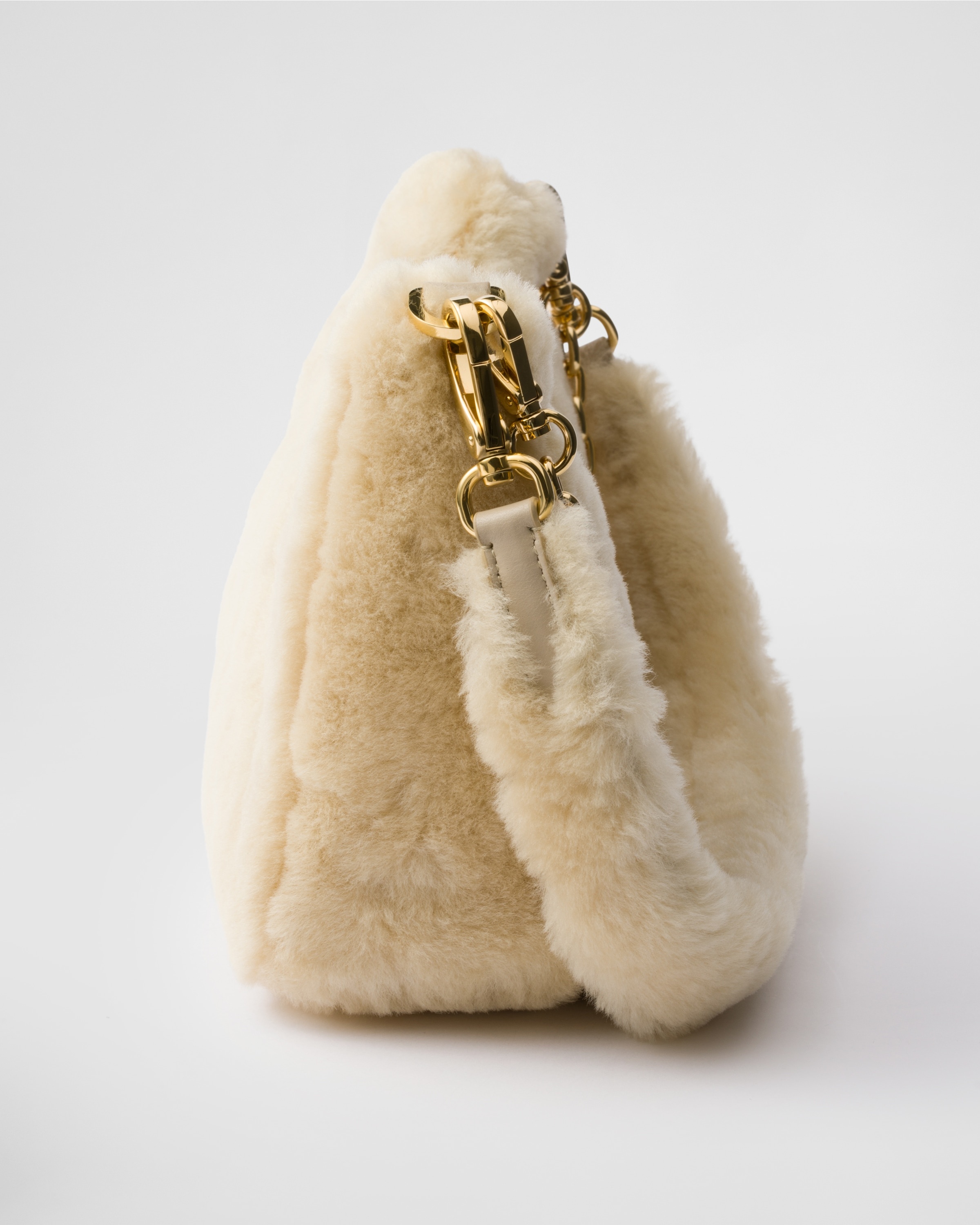 Prada Re-Edition shearling mini-bag - 5