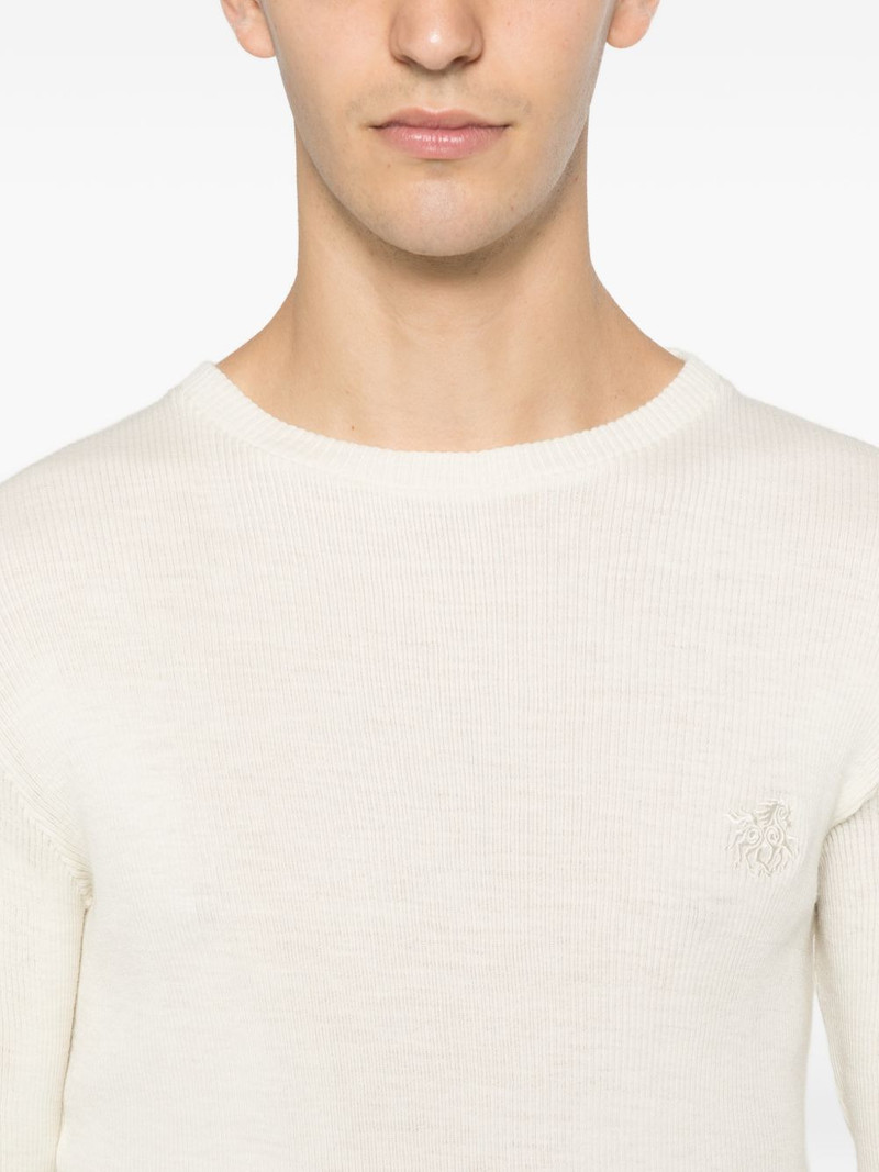 long-sleeve T-shirt 5
