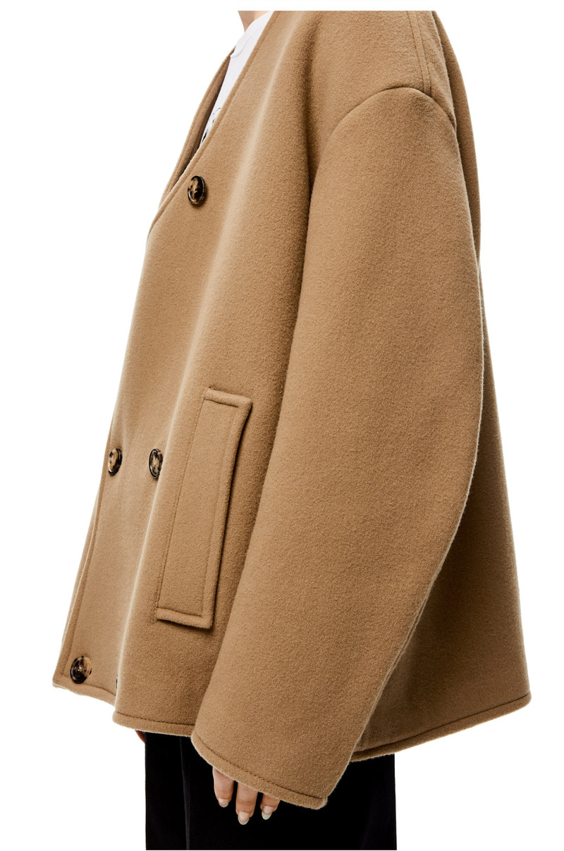 Double breasted short coat in wool and cashmere 5