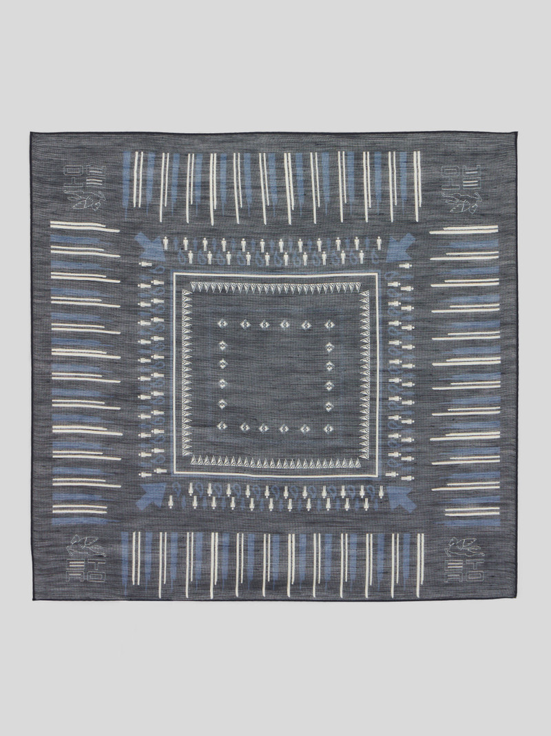 GEOMETRIC PLACED PRINT POCKET SQUARE 1