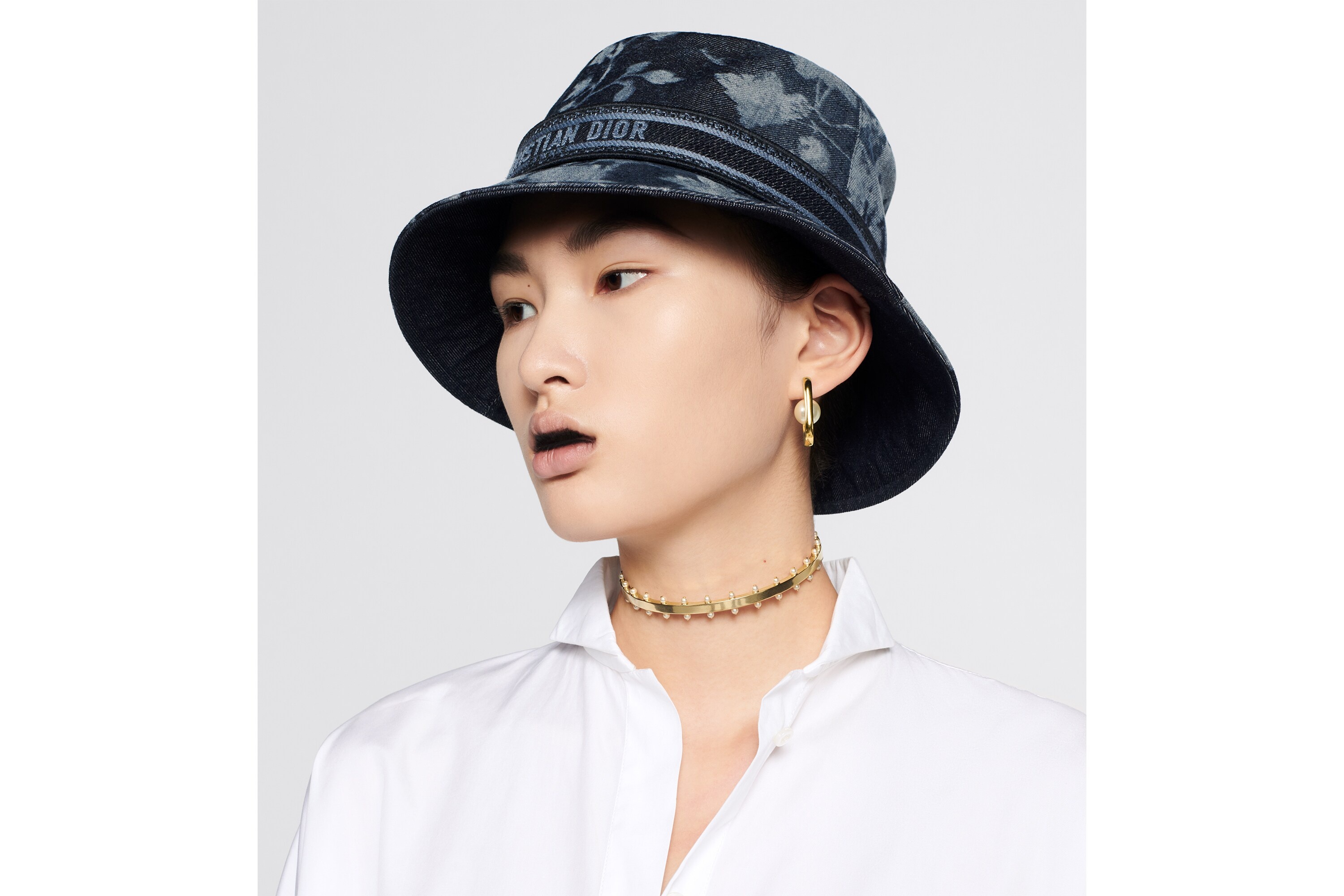 D-Bobby Fleurs Mystiques Small Brim Bucket Hat - 2