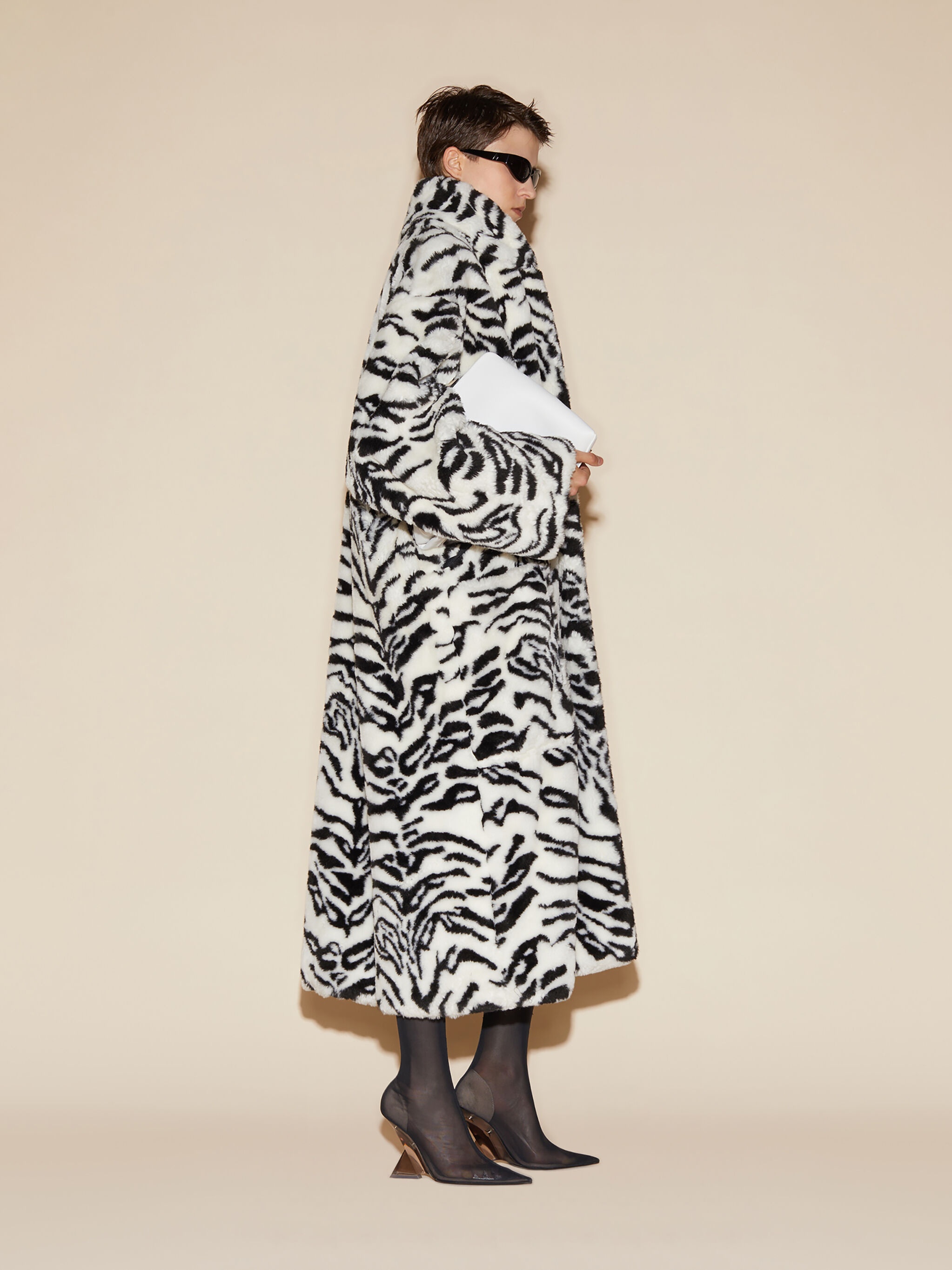 WHITE AND BLACK LONG FUR COAT - 4