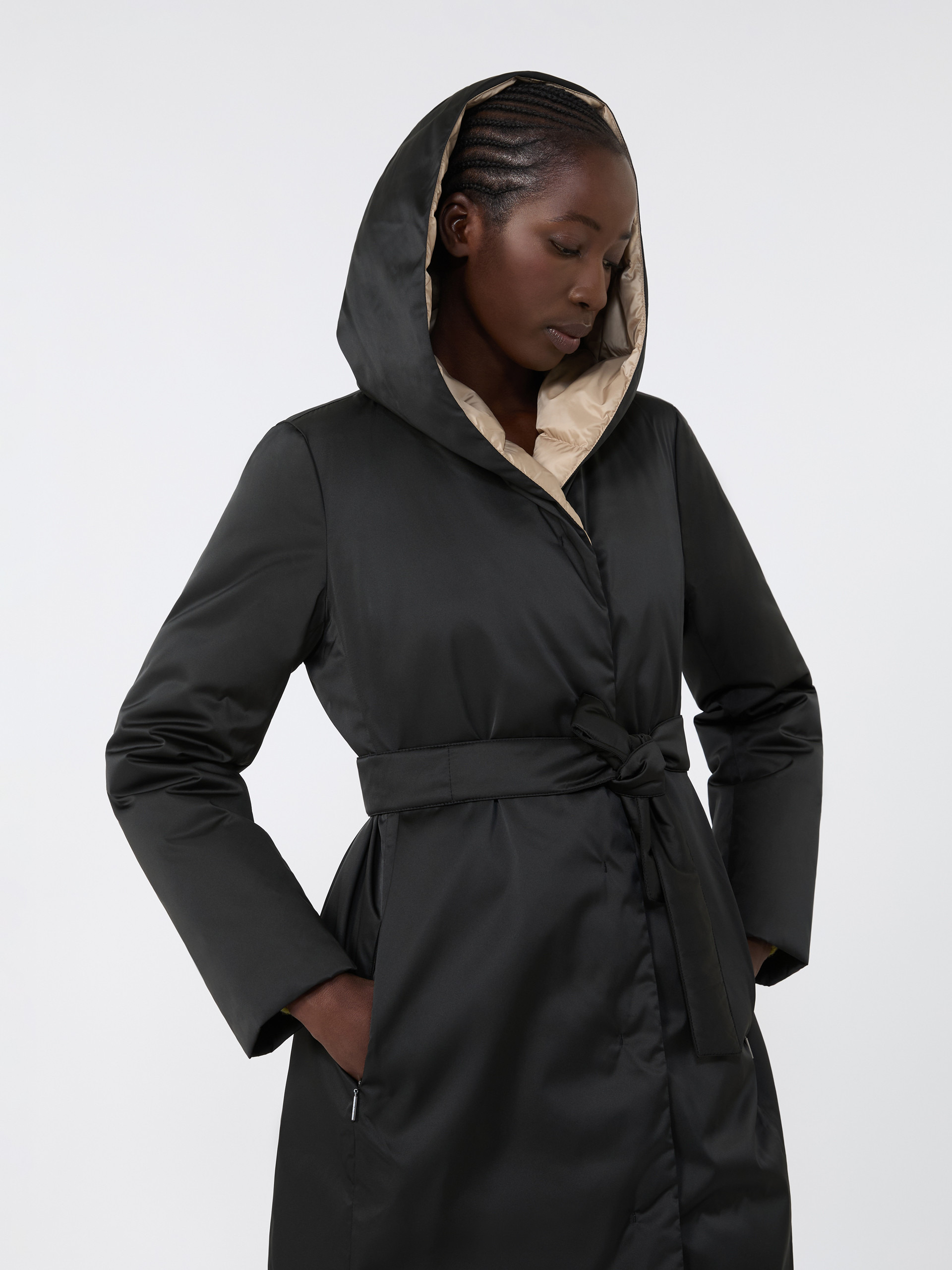 UGGIOSO Reversible down jacket in water-repellent fabric - 5