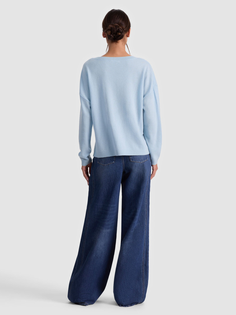 Alice + Olivia WILLIAMS CASHMERE PULLOVER outlook