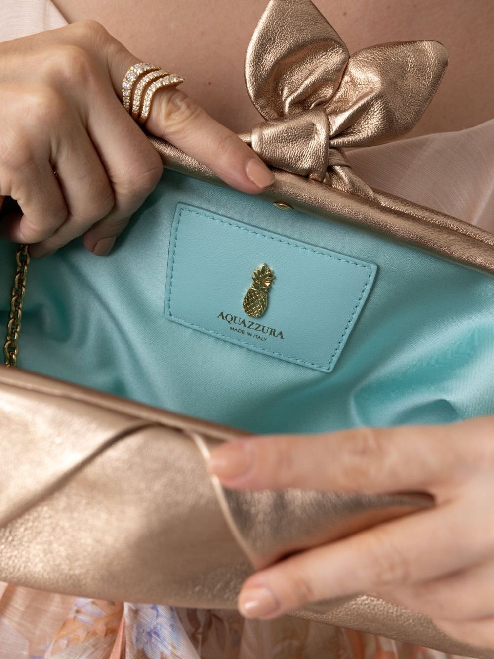 Bow Tie clutch bag - 3