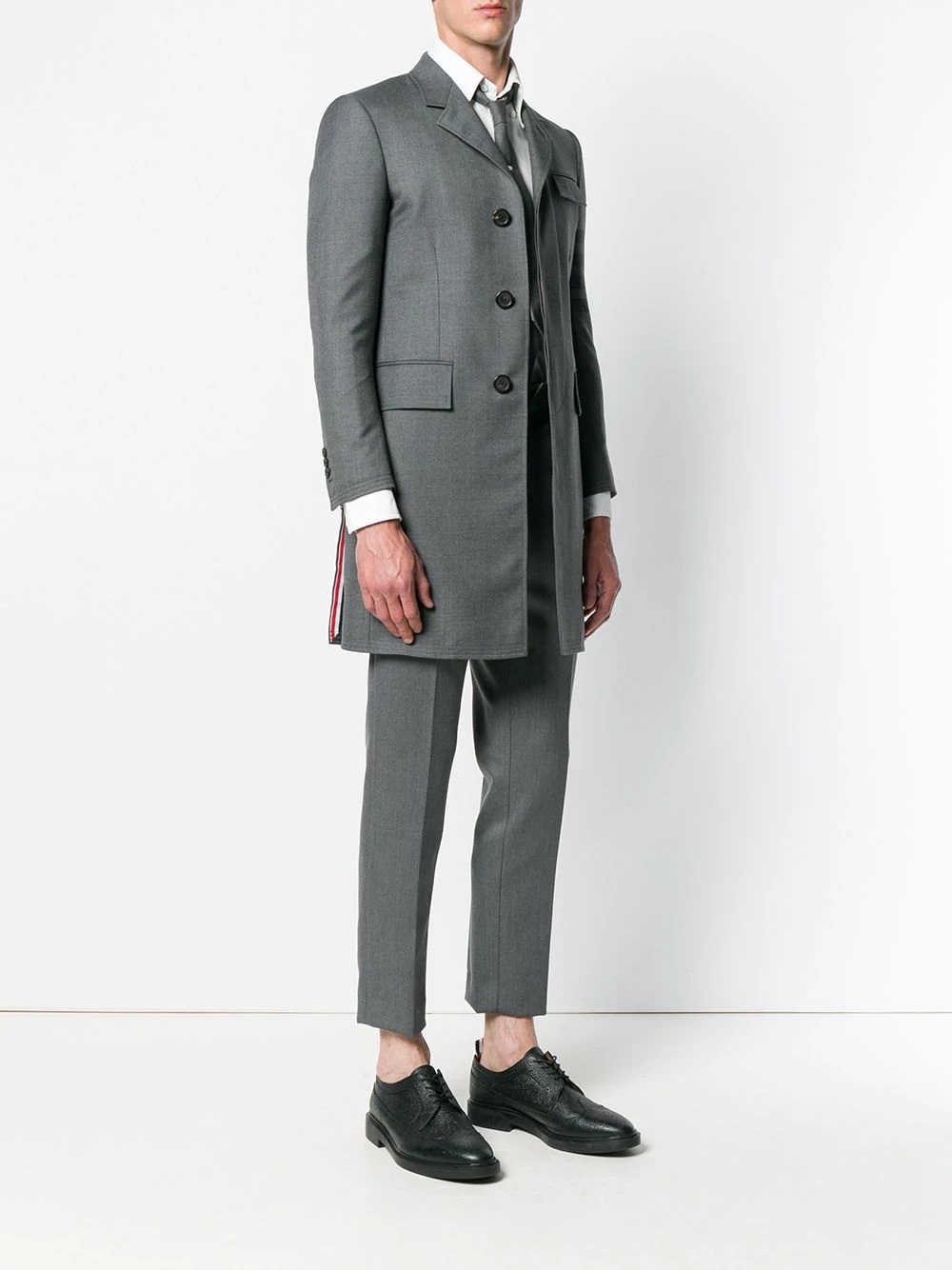 4-Bar high-armhole Chesterfield coat - 3