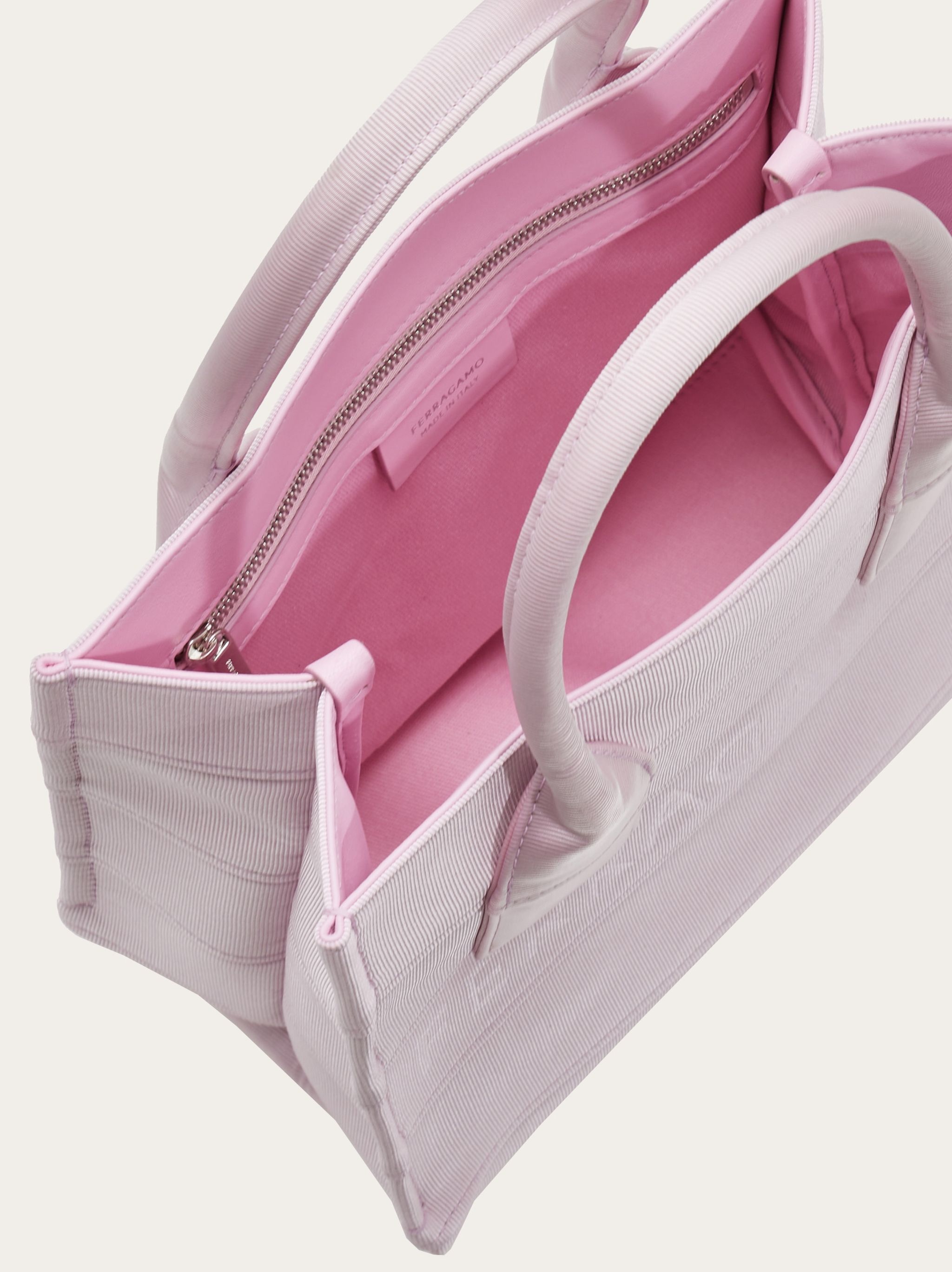 FERRAGAMO Pink fabric Beach S handbag | gebnegozionline