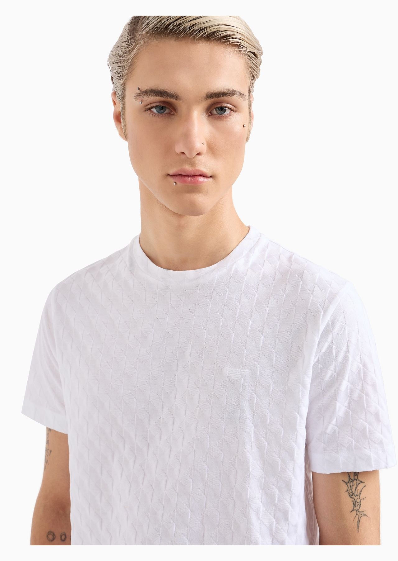 Jacquard jersey T-shirt with op-art motif - 5