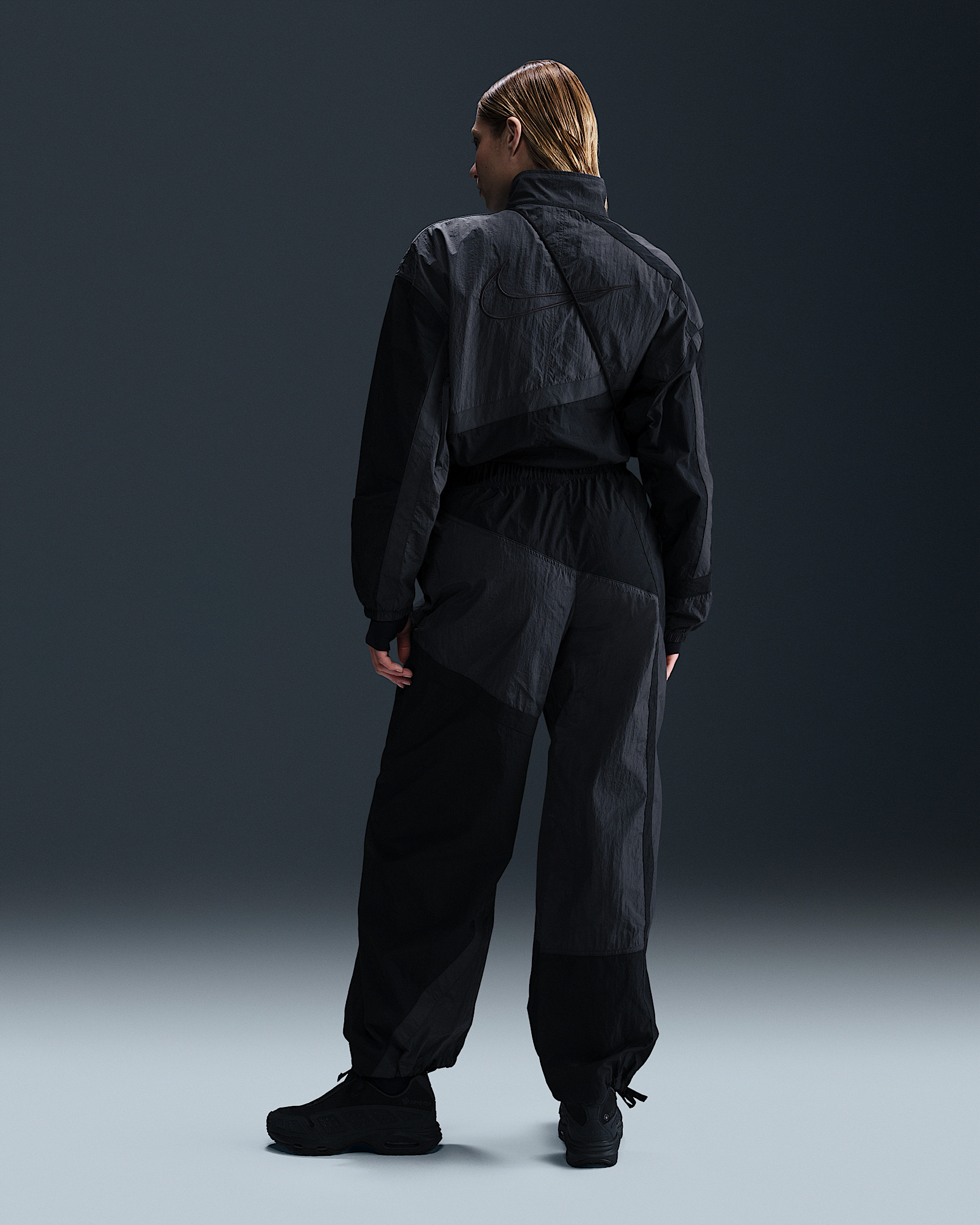 Nike Sportswear Women's Mid-Rise Loose Woven Open-Hem Pants - 4