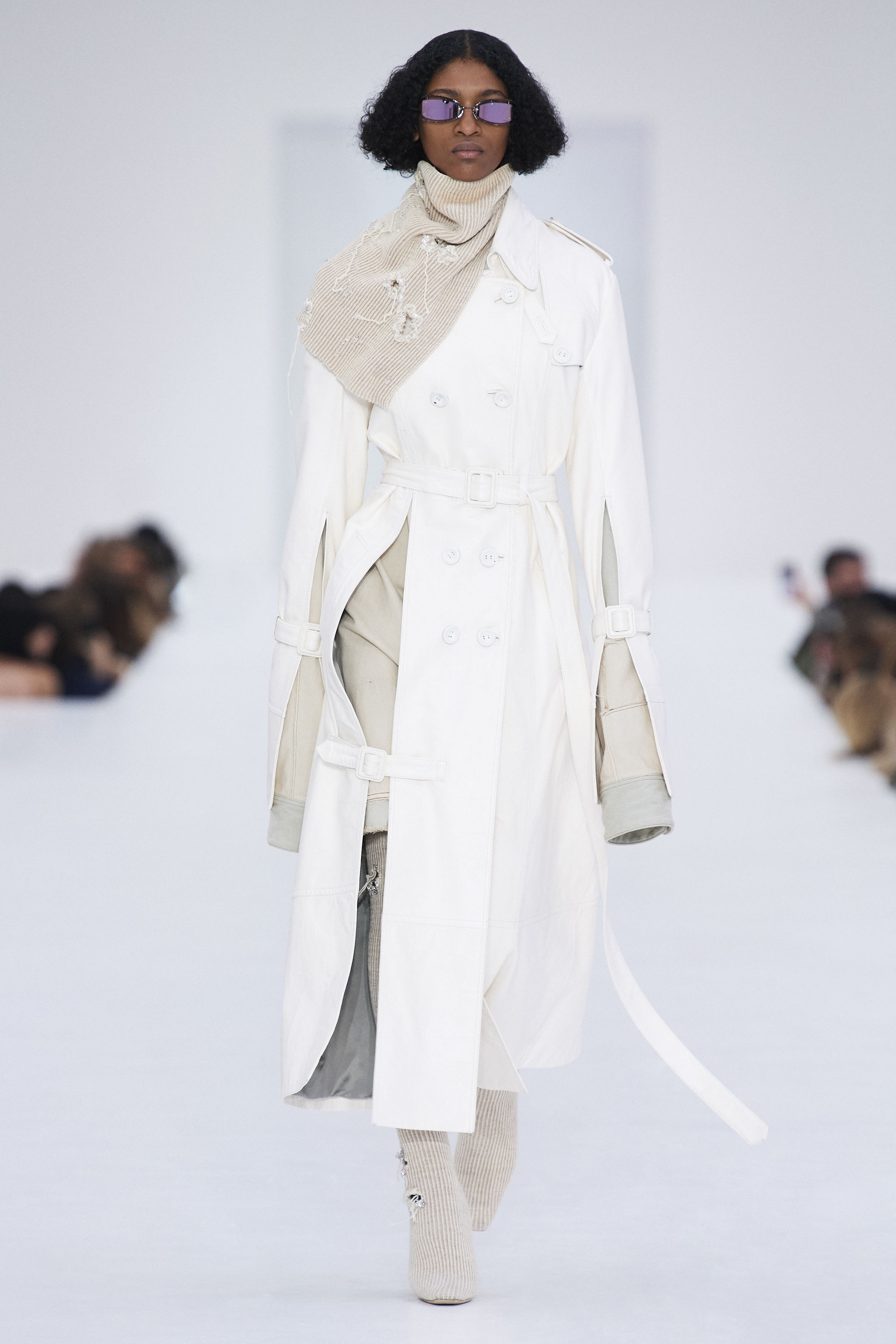 Double-breasted leather trench coat - Off white - 3