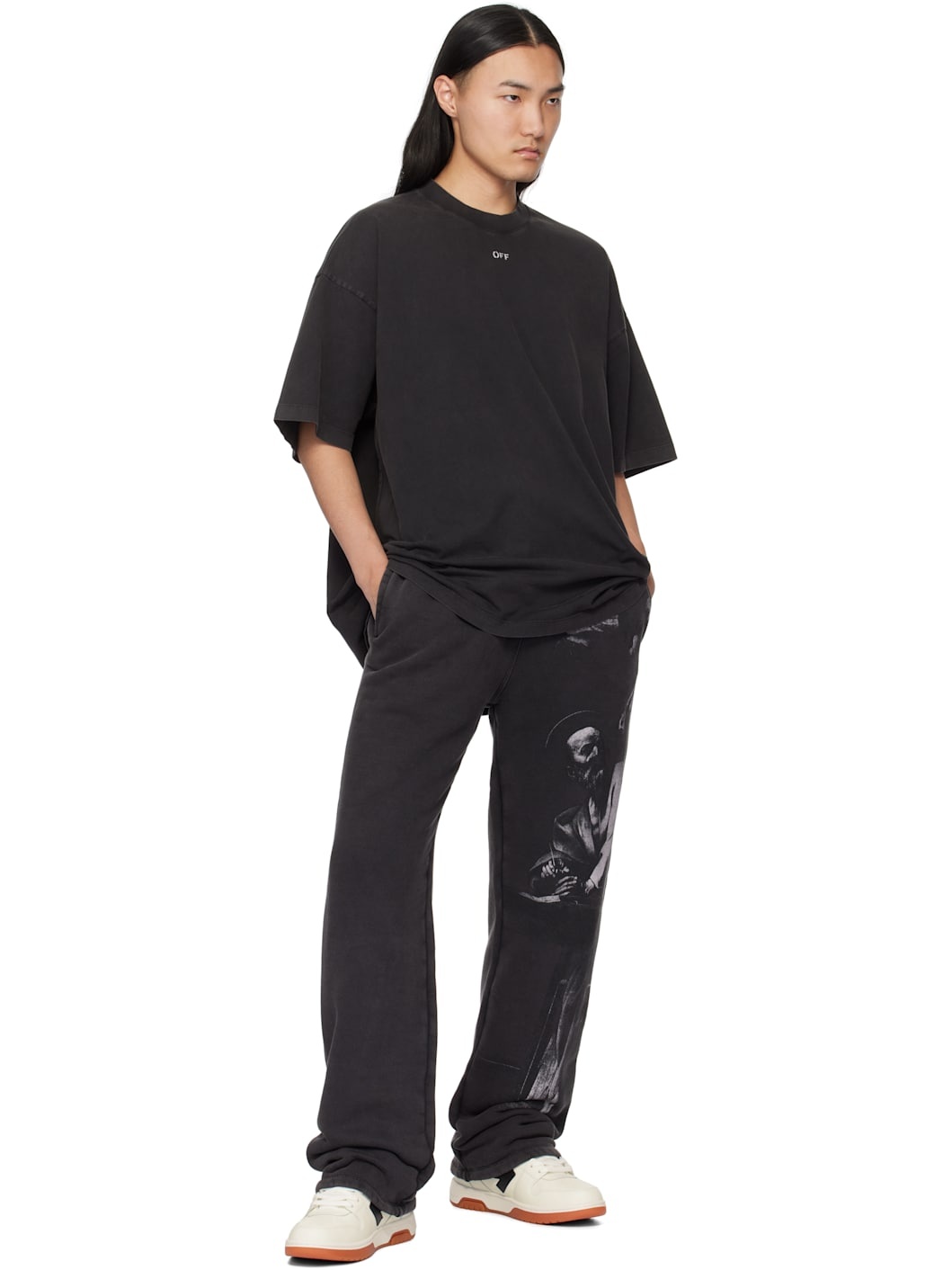 【関税込み】Off-White ブラック BW S.Matthew Over Tシャツ Off-White Black BW S.Matthew Over T-shirt | ssense | REVERSIBLE