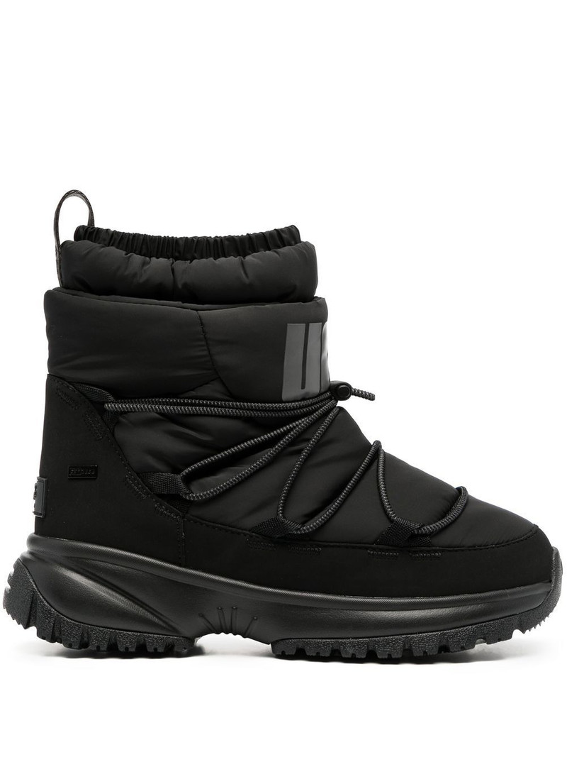 drawstring-fastening snow boots 1