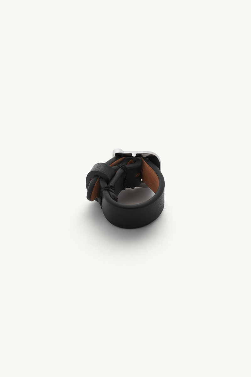 MM6 Maison Margiela Buckle ring outlook