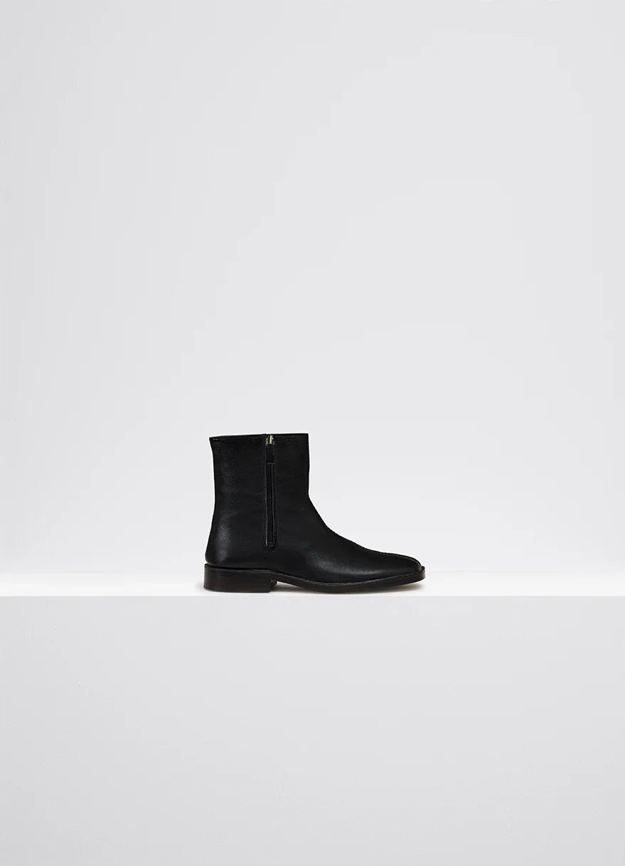 PIPED ZIPPED BOOTS - 1
