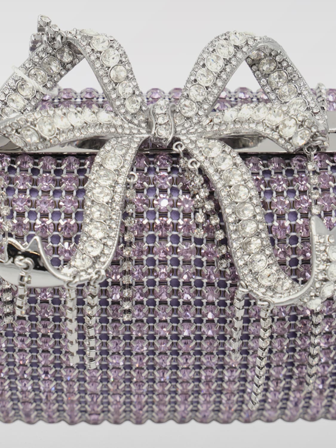 Clutch woman Self-portrait - 3