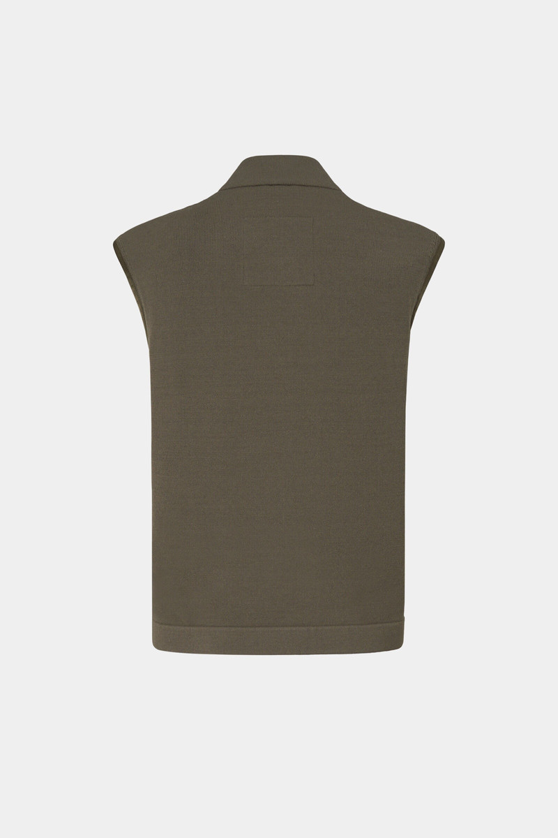 Lucio Hybrid knitted vest in Olive green 9
