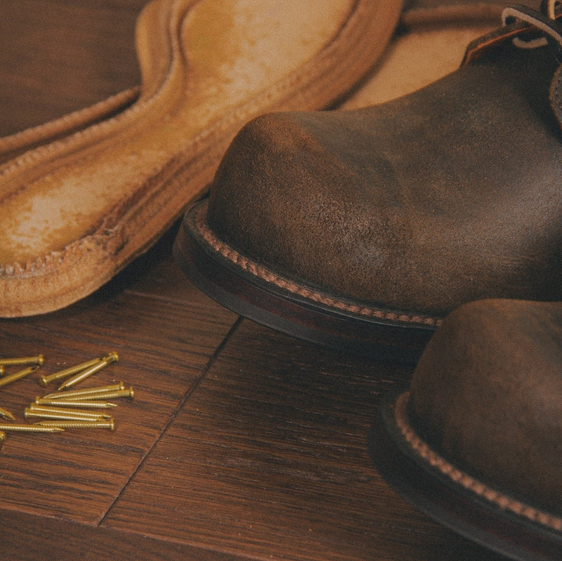 Service Boot® 310 - Coyote Waxy Commander 6