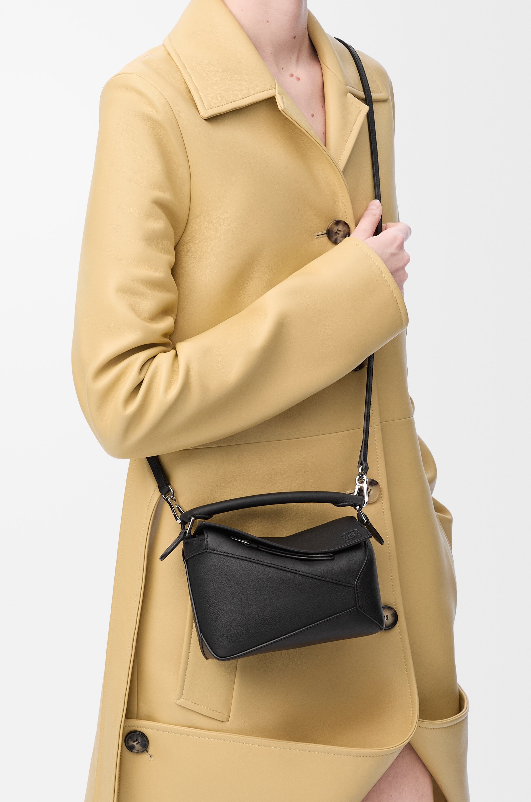 Mini Puzzle bag in classic calfskin - 3