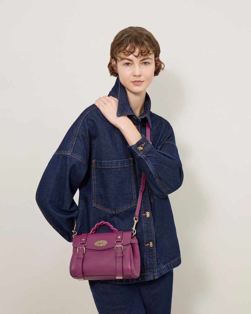 Mulberry Mini Alexa
Orchid Bloom Heavy Grain outlook