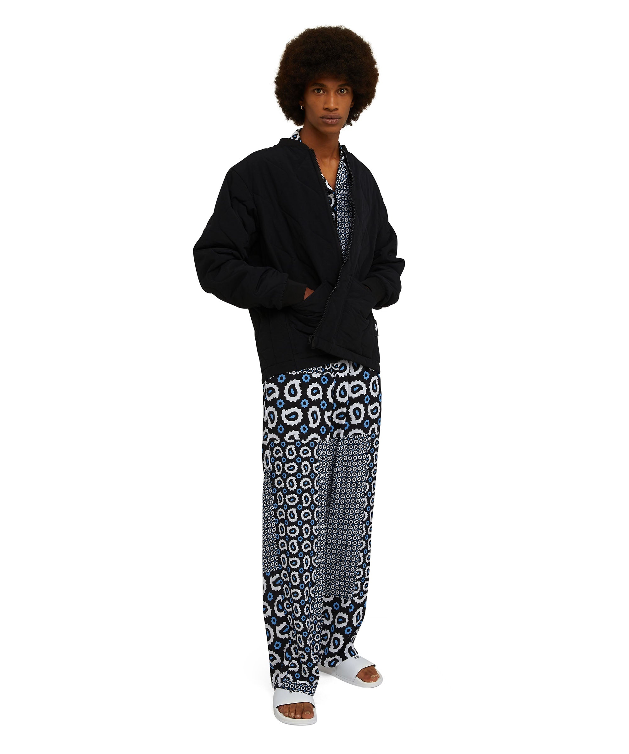 Viscose fluid pants with straight legs and "Patchwork Paisley" print - 5