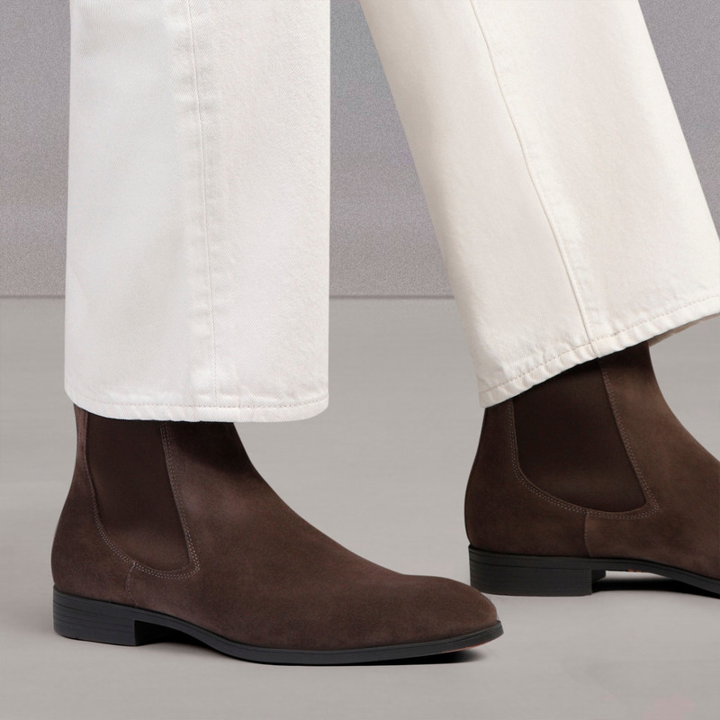 Santoni Men's brown suede Chelsea boot outlook