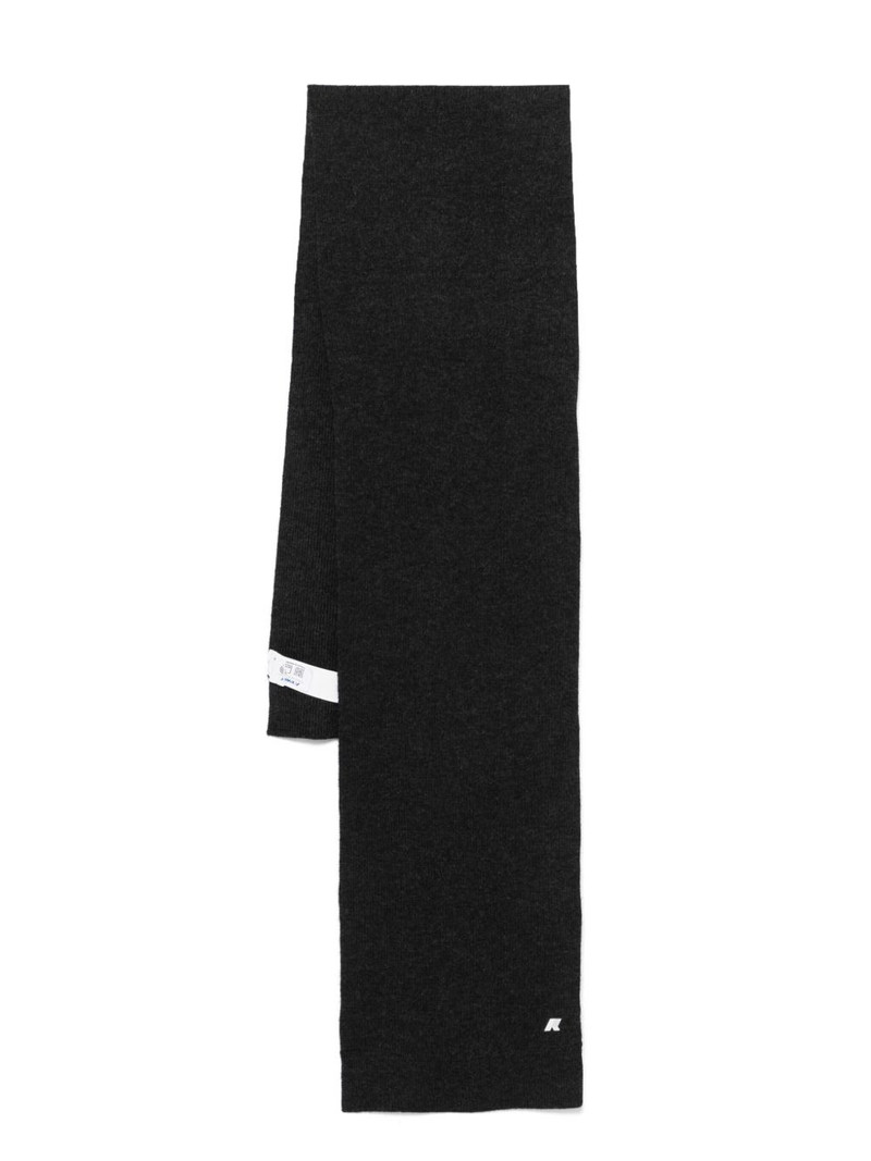 Etienne scarf 1
