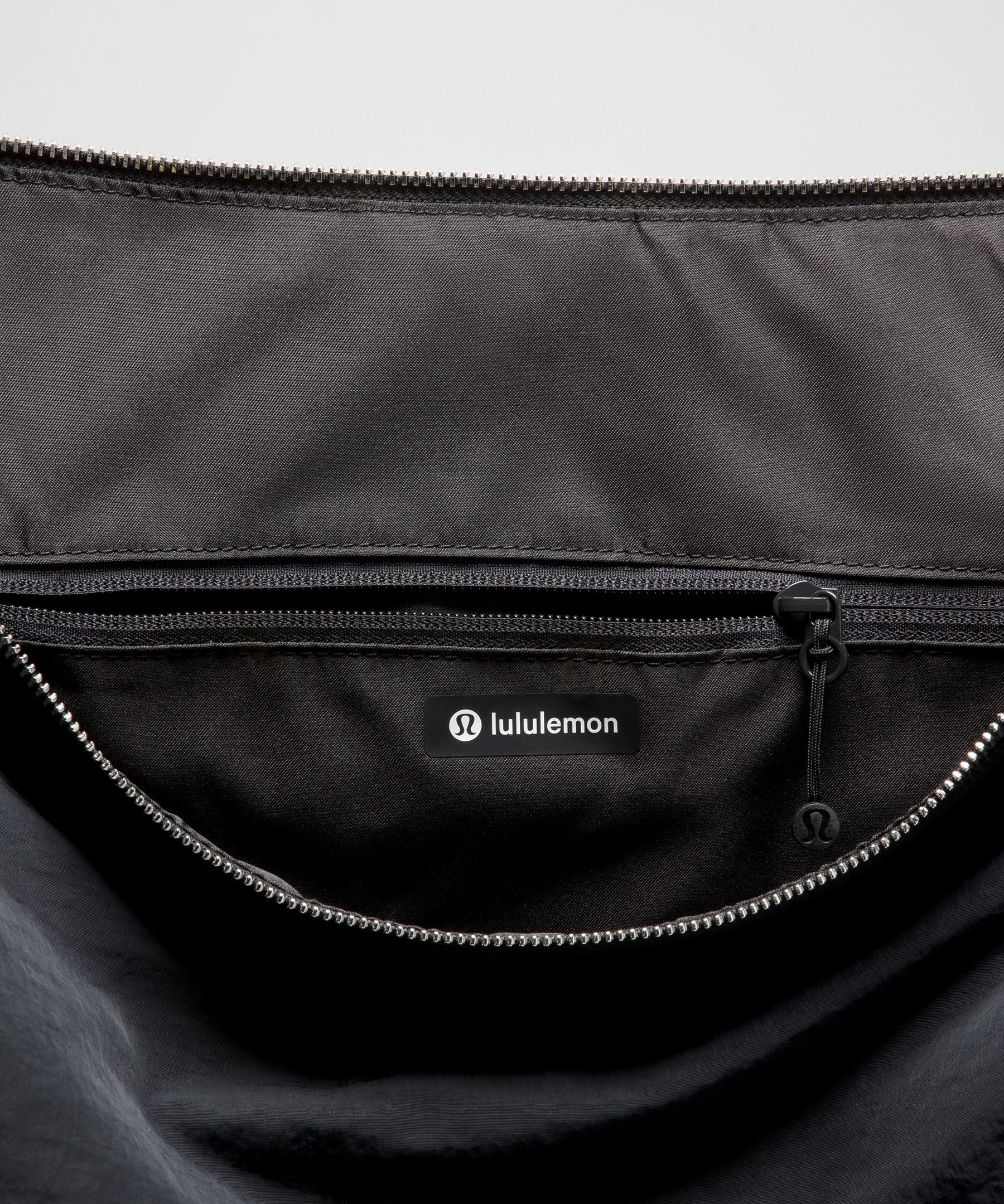 Convertible Ruched Crossbody Bag *Large 16L - 5