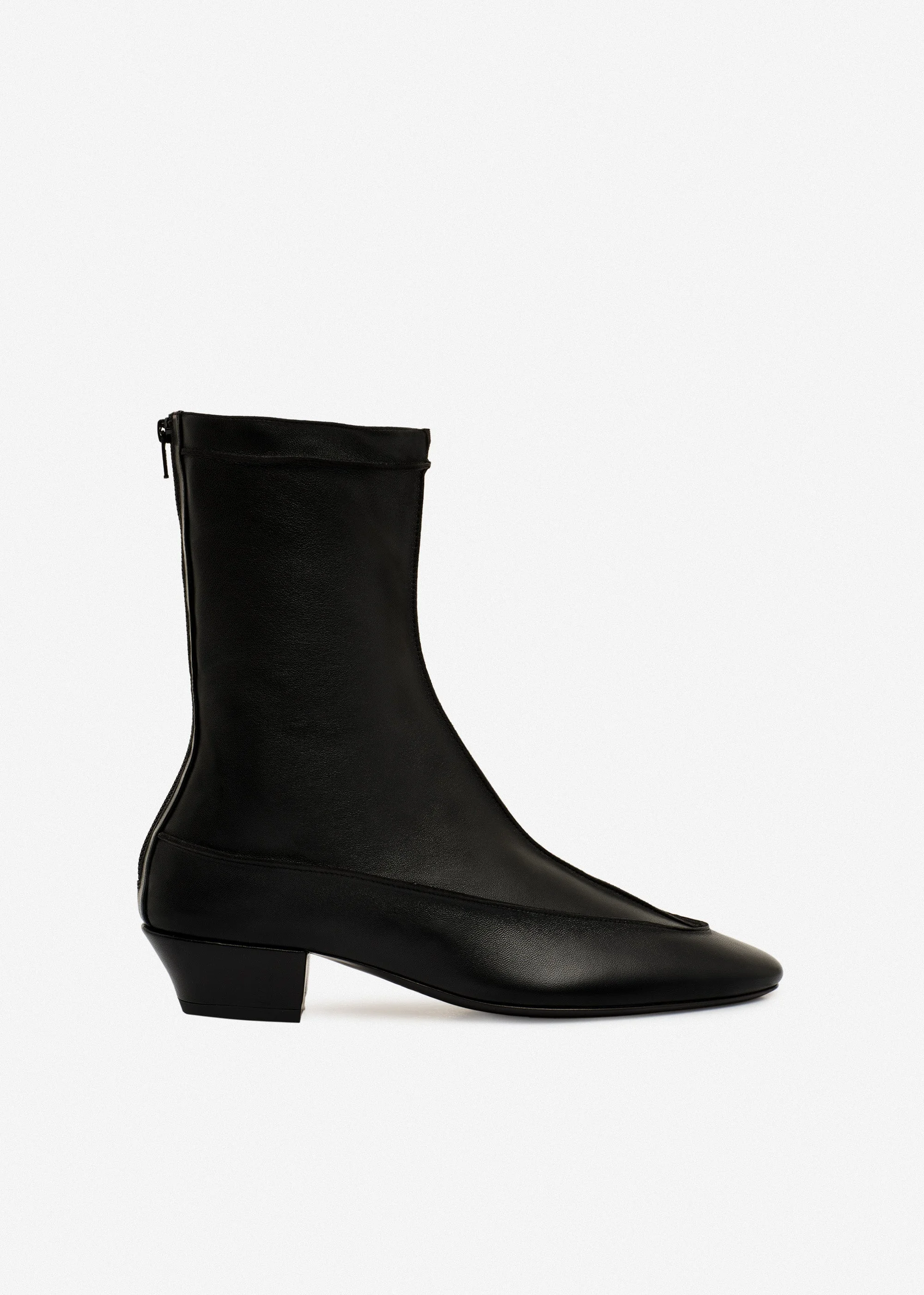 Leather ankle boots in black - 1