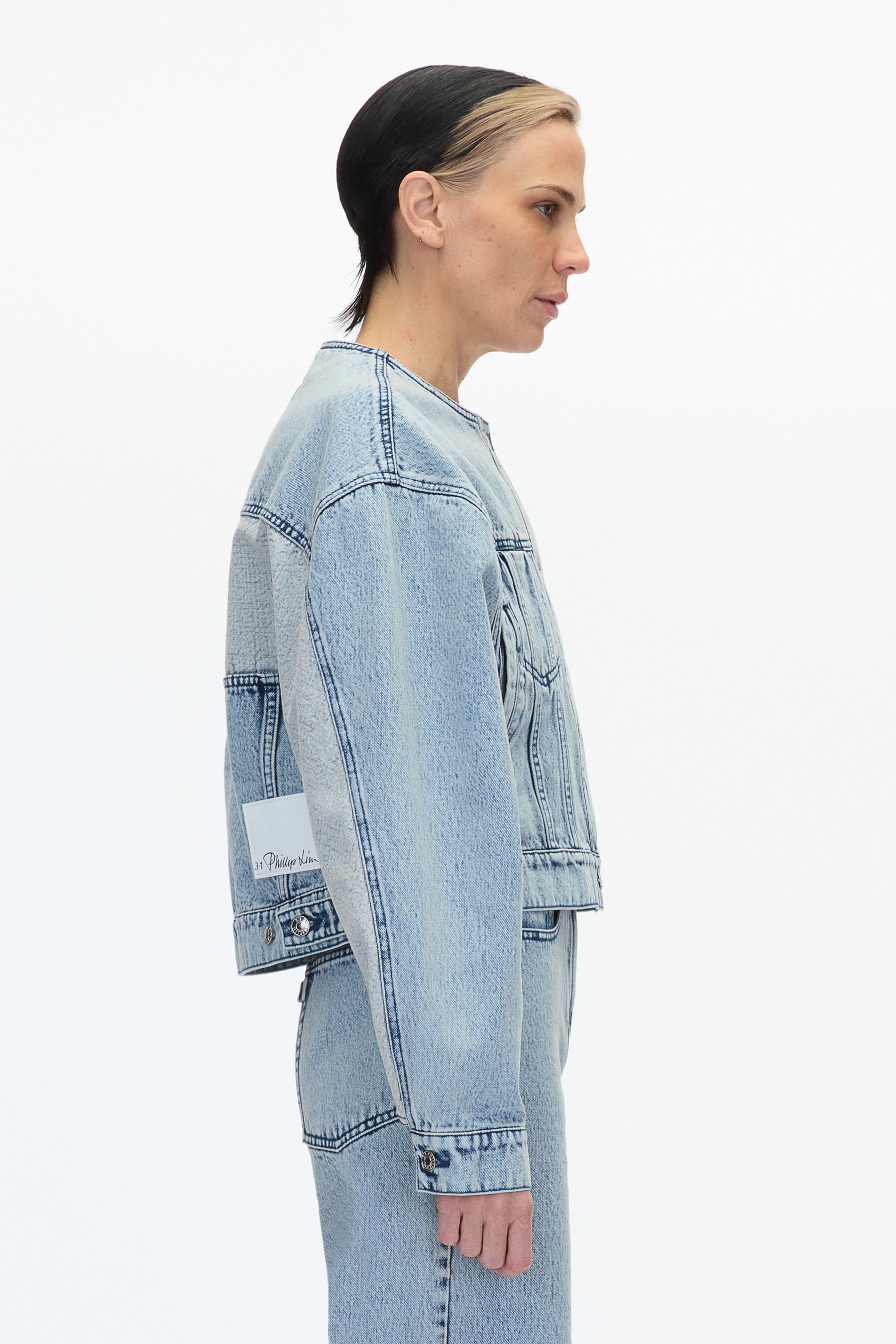 Crewneck Cropped Denim Jacket - 4