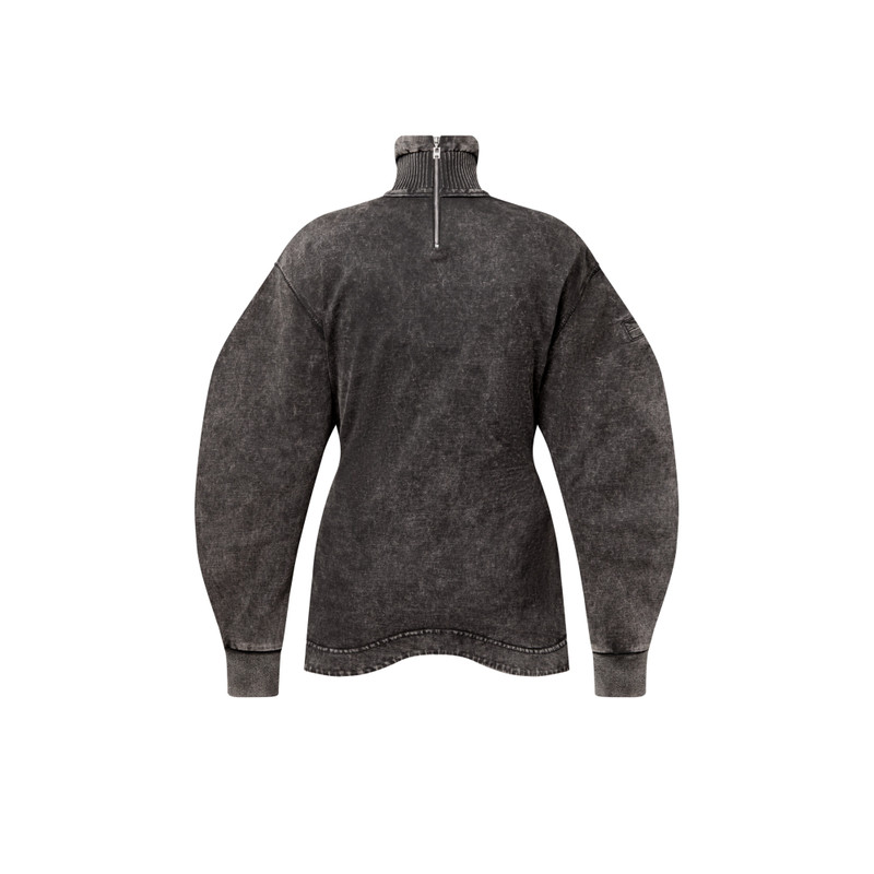 Curve Hem Sweater 3
