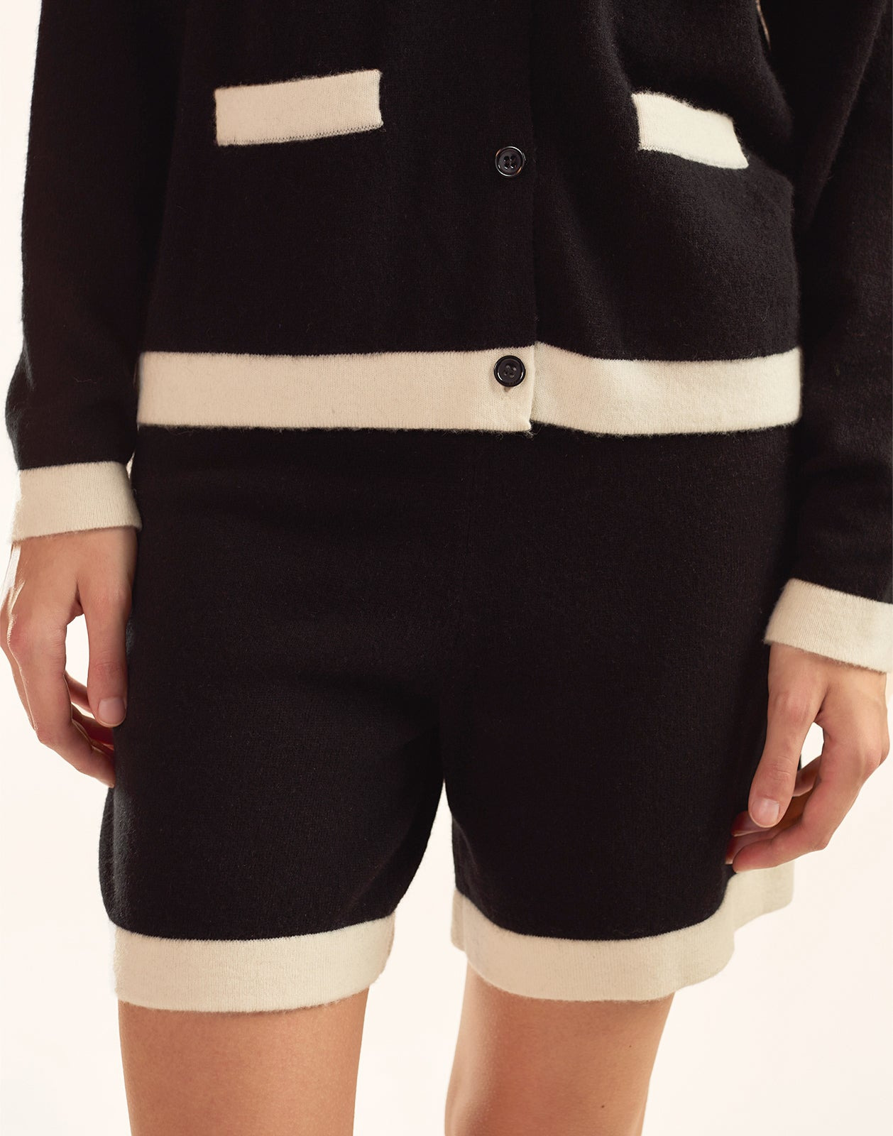 Noa Knit Shorts - 5