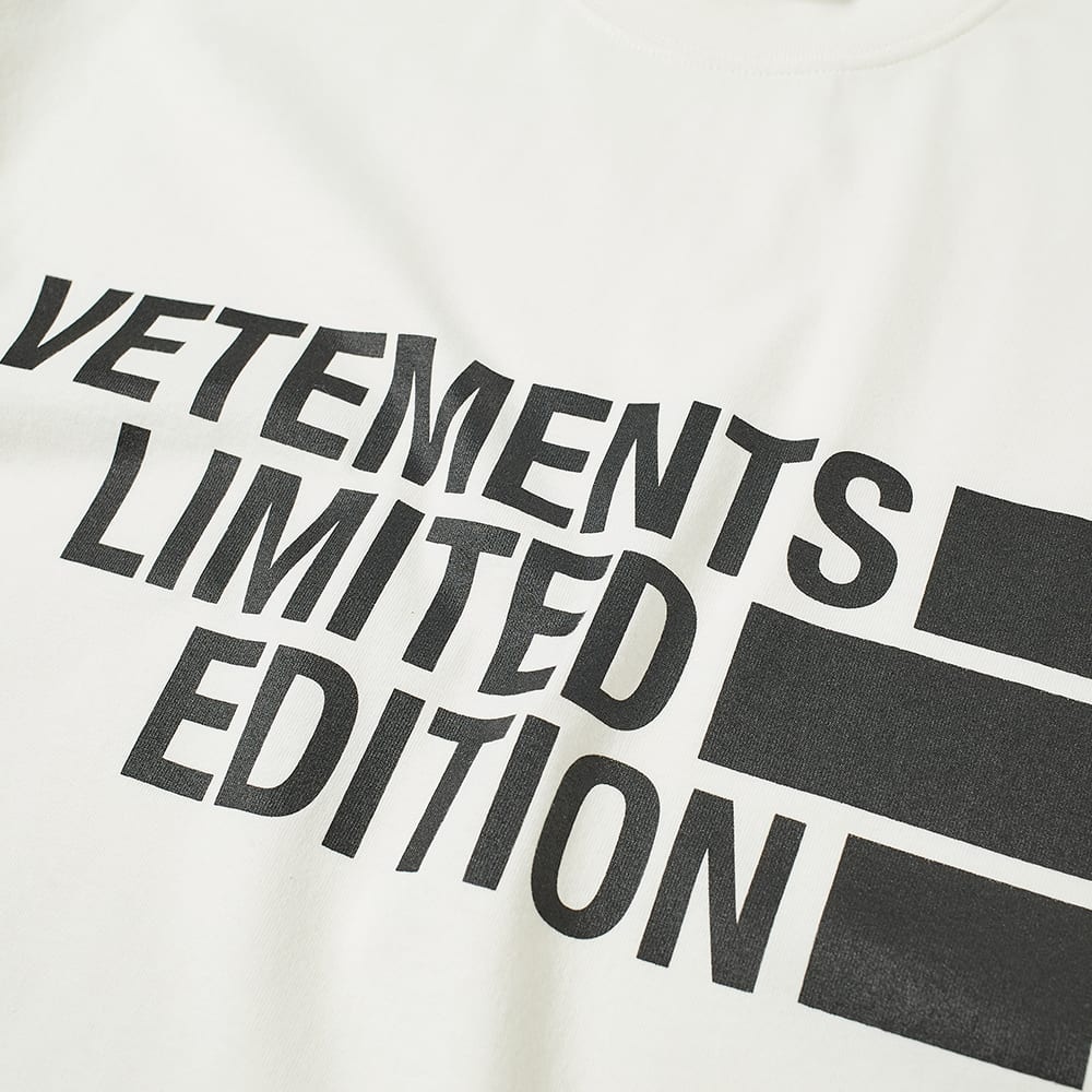 VETEMENTS Oversized Logo Limited Edition Tee - 2