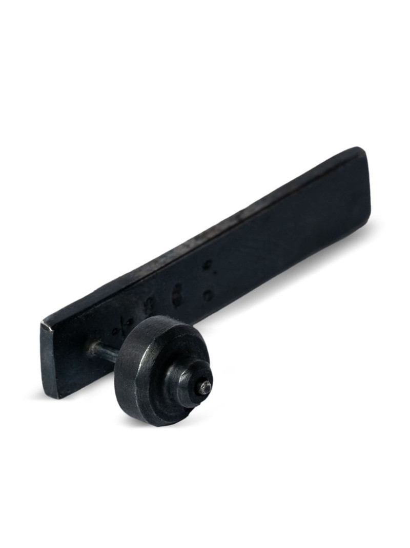 Parts of Four diamond plate earring outlook