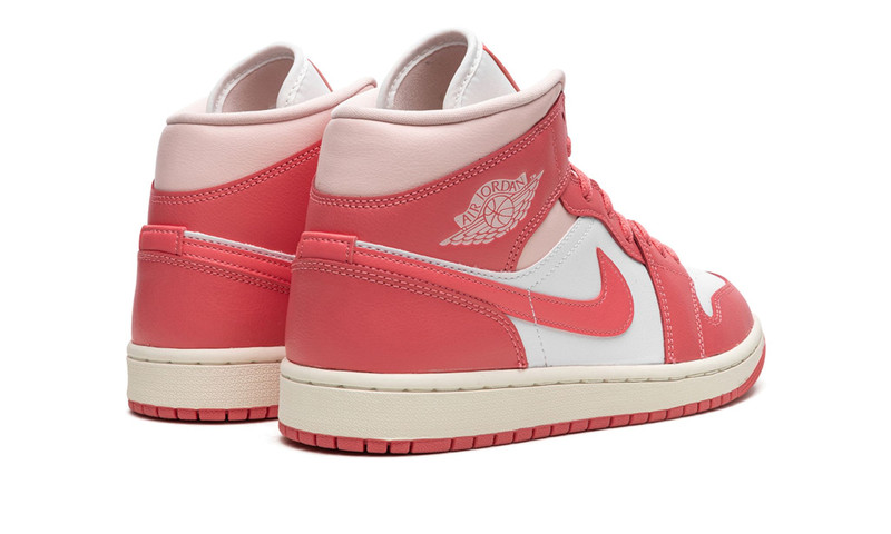 Jordan W Air Jordan 1 Mid "Strawberries And Cream" outlook