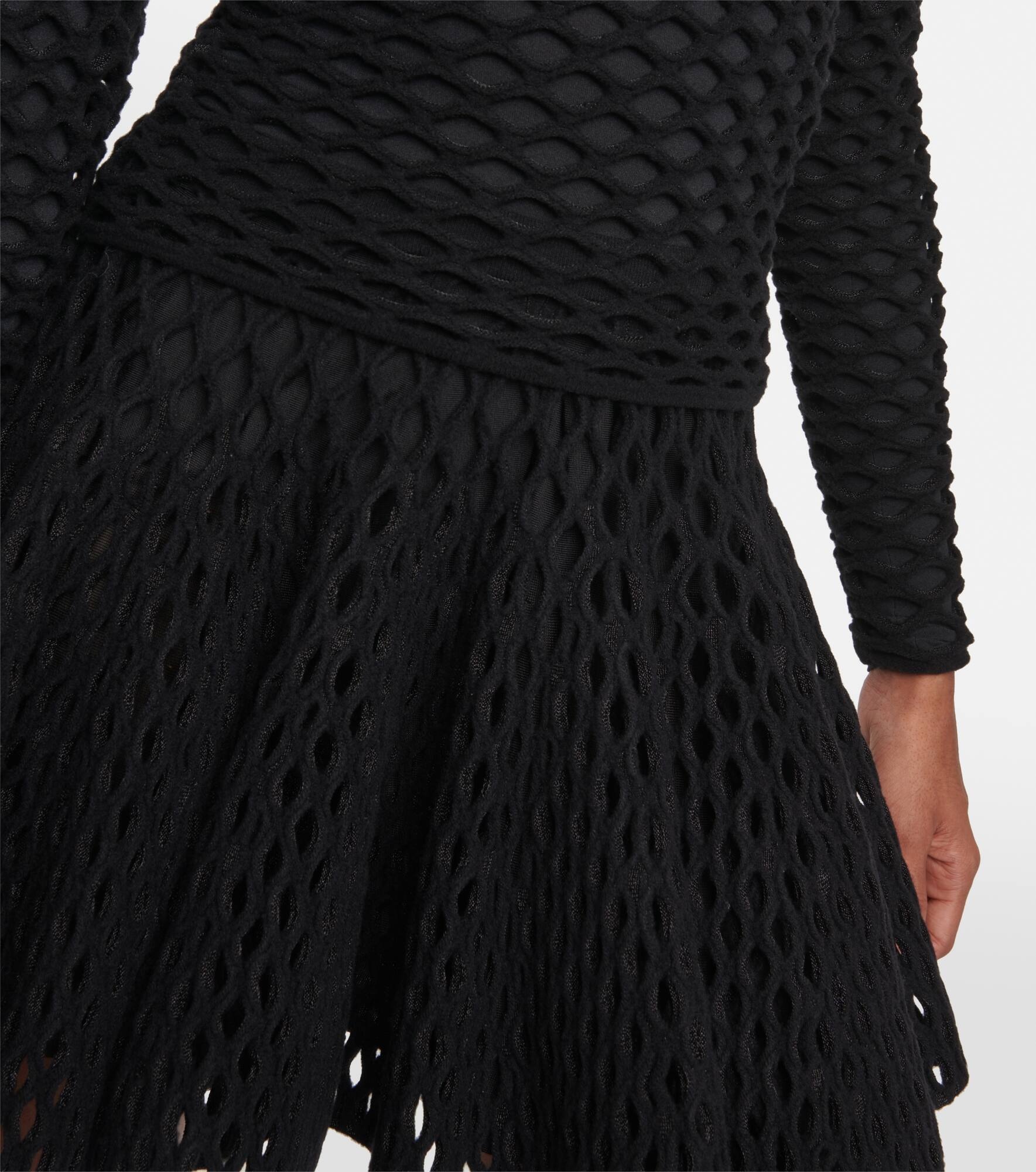 Open-knit turtleneck top - 5