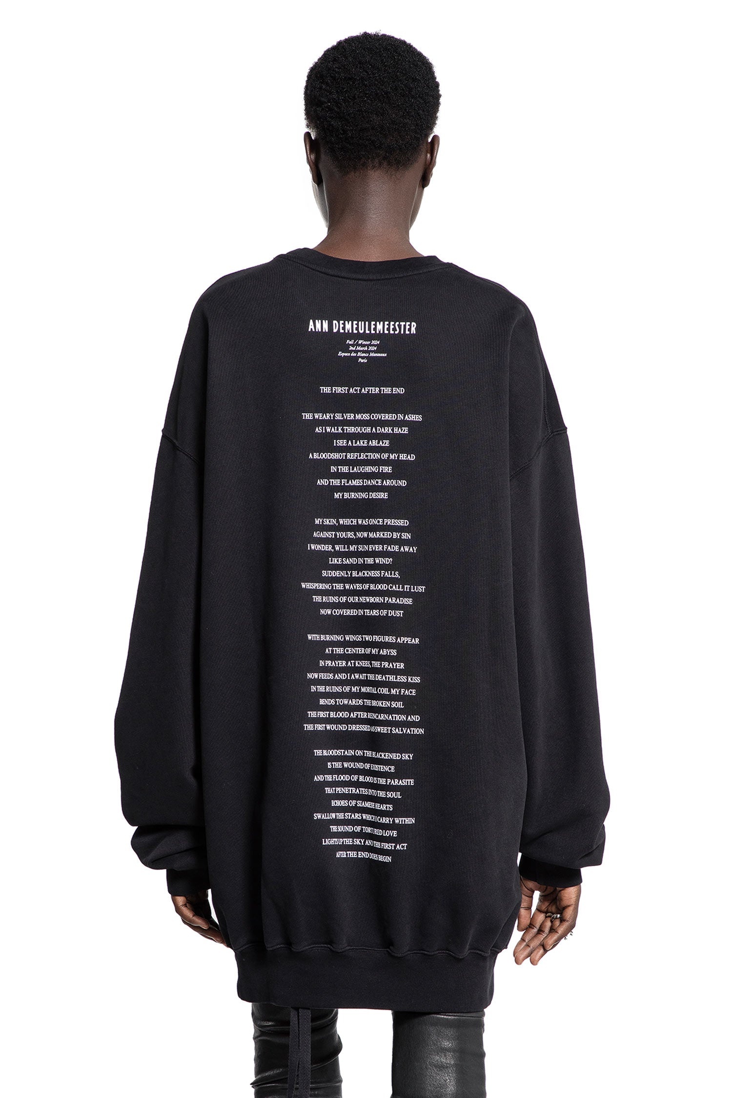 Poem-Print-High-Comfort-Sweatshirt - 7