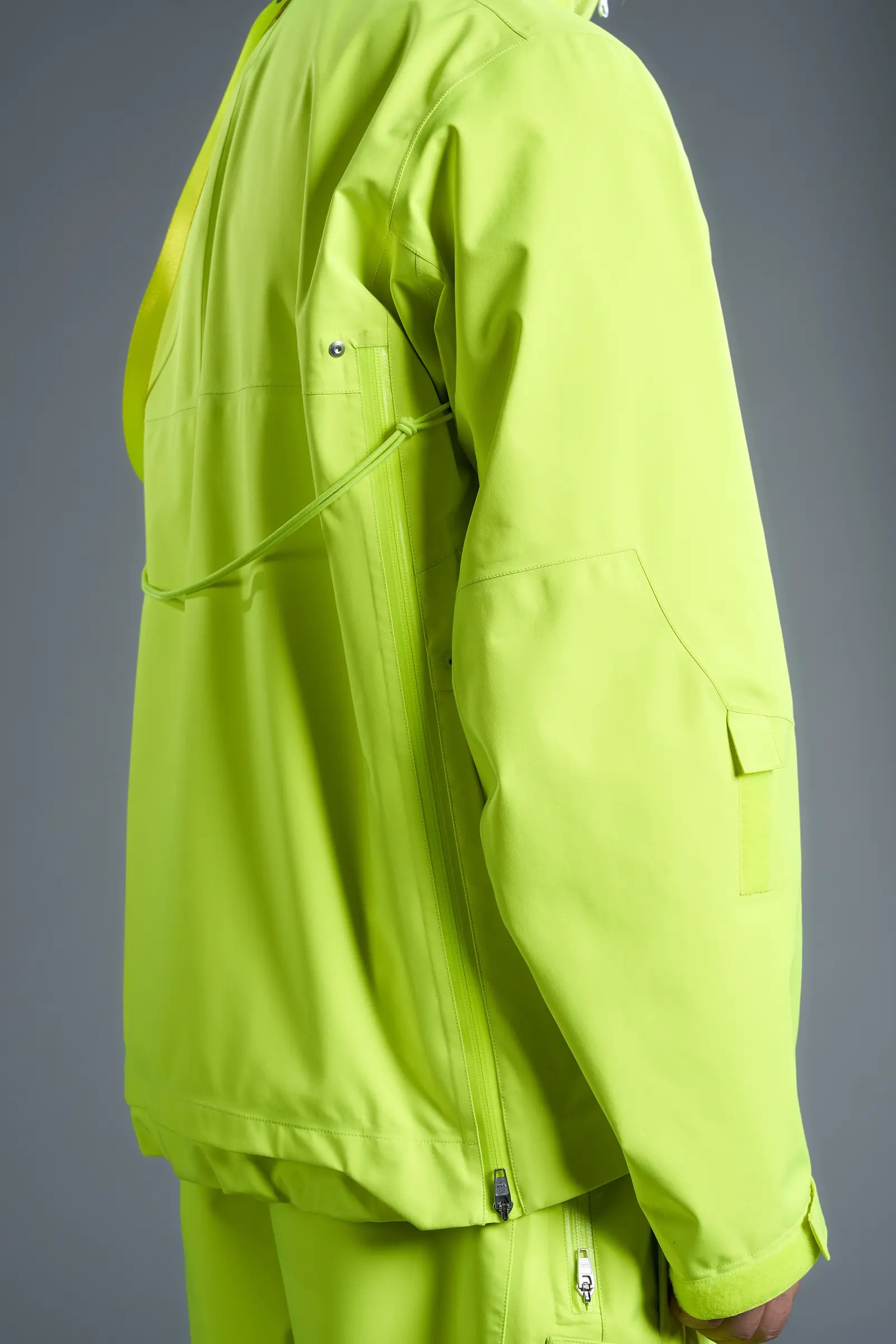 J1W-GTV 2.5L Gore-Tex Interops Jacket Hi-Vis Yellow - 55