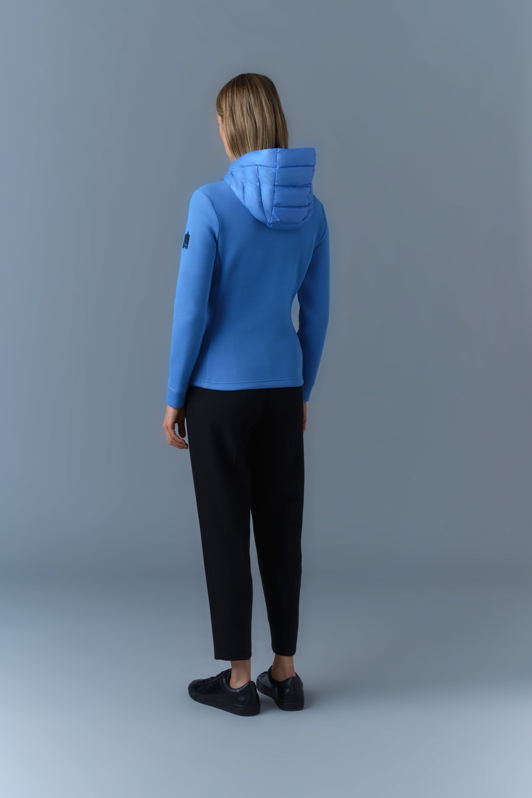 DELLA-R Hybrid Jacket with Hood - 4