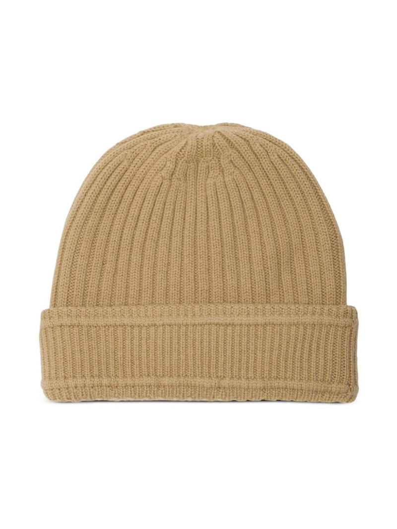 Burberry logo patch beanie outlook
