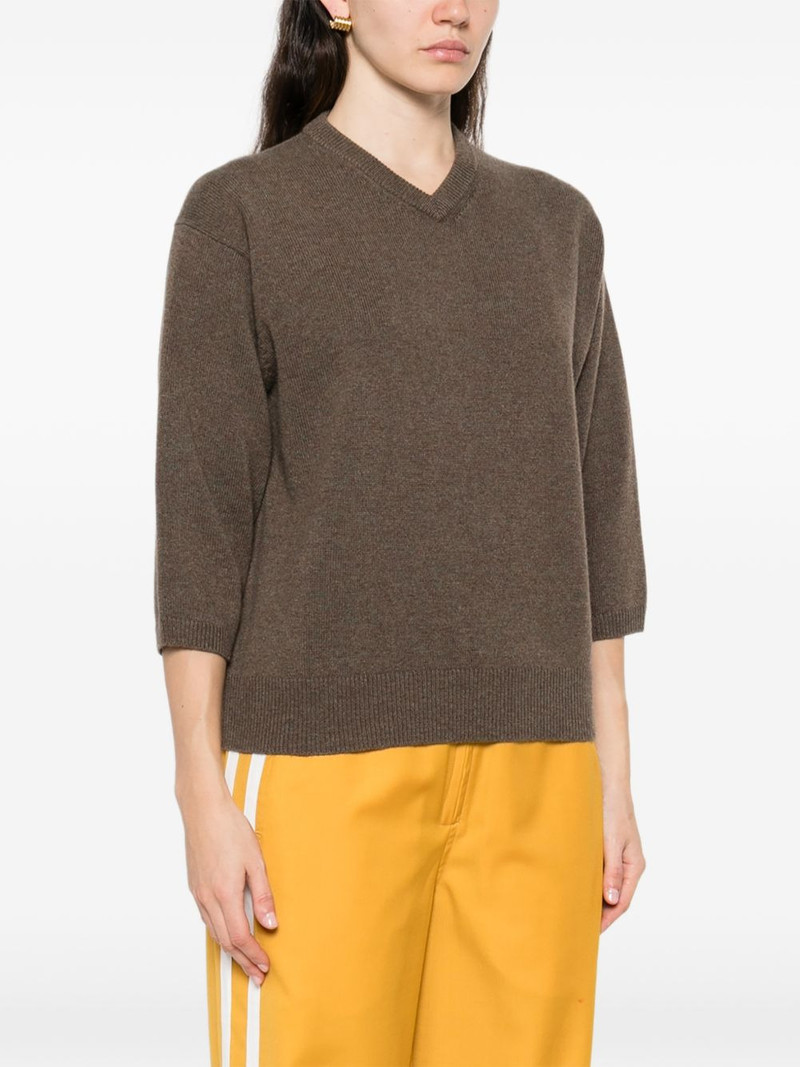 V-neck short-sleeve sweater 3