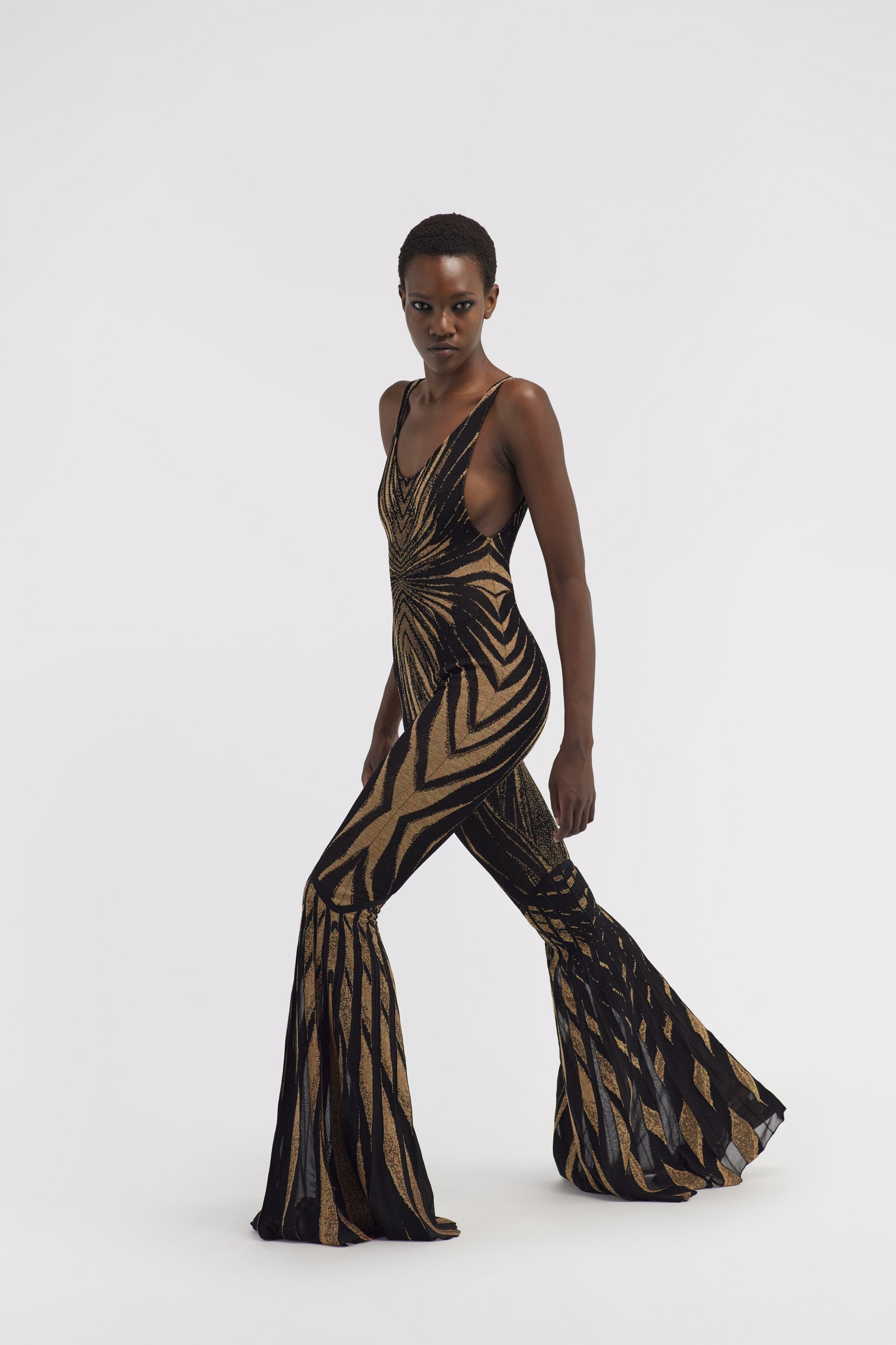 Knit jumpsuit with Ray of Gold print - 5