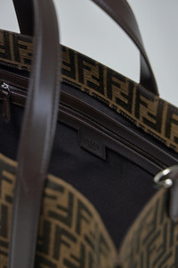 FENDI フェンディ　USB 楽天市場】FENDI フェンディ コインケース PEEKABOO ピーカブー