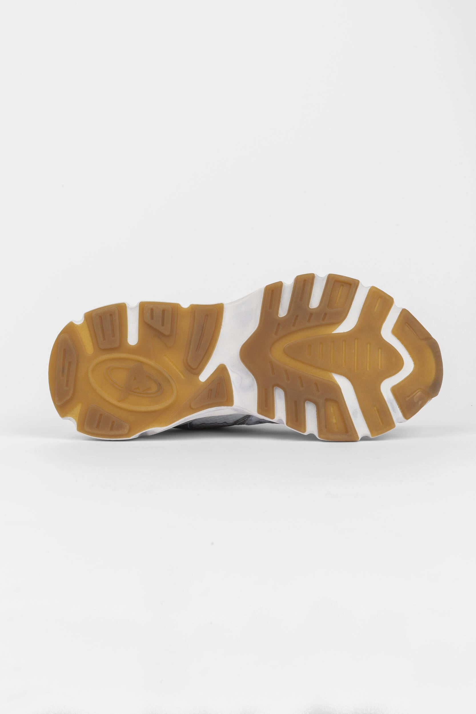 Marathon Dip-Dye Runner - 8