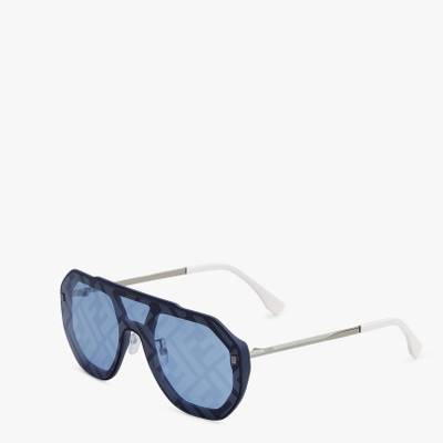 FENDI Blue sunglasses outlook